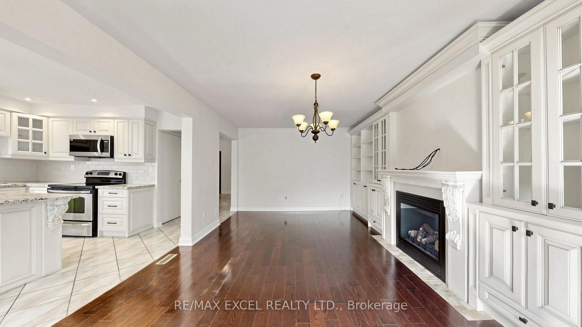 Photo 9 of 21 Mary Gapper Crescent, Richmond Hill, North Richvale — HOMEH