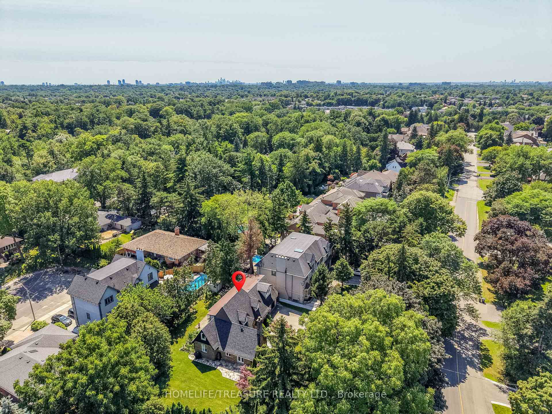 Photo 16 of 39A Yorkleigh Avenue, Etobicoke, Humber Heights — HOMEH