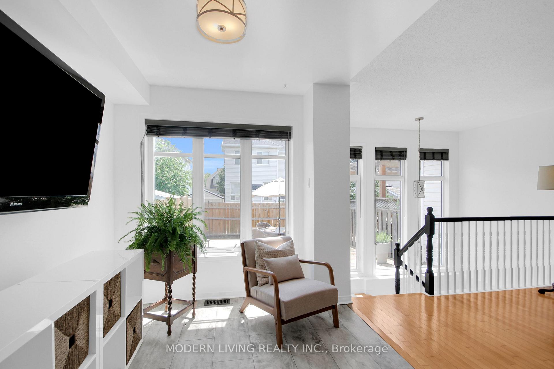 Photo 13 of 109 Deercroft Avenue, Ottawa, Barrhaven - Longfields — HOMEH