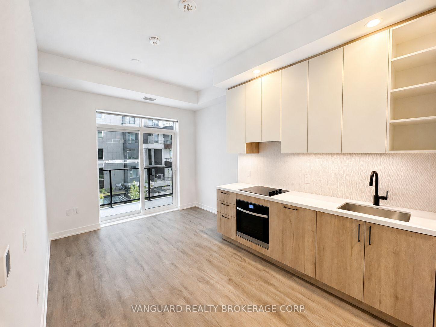 Photo 4 of Unit 411, 5 Meadowdale Road, Vaughan, Vaughan Corporate Centre — HOMEH