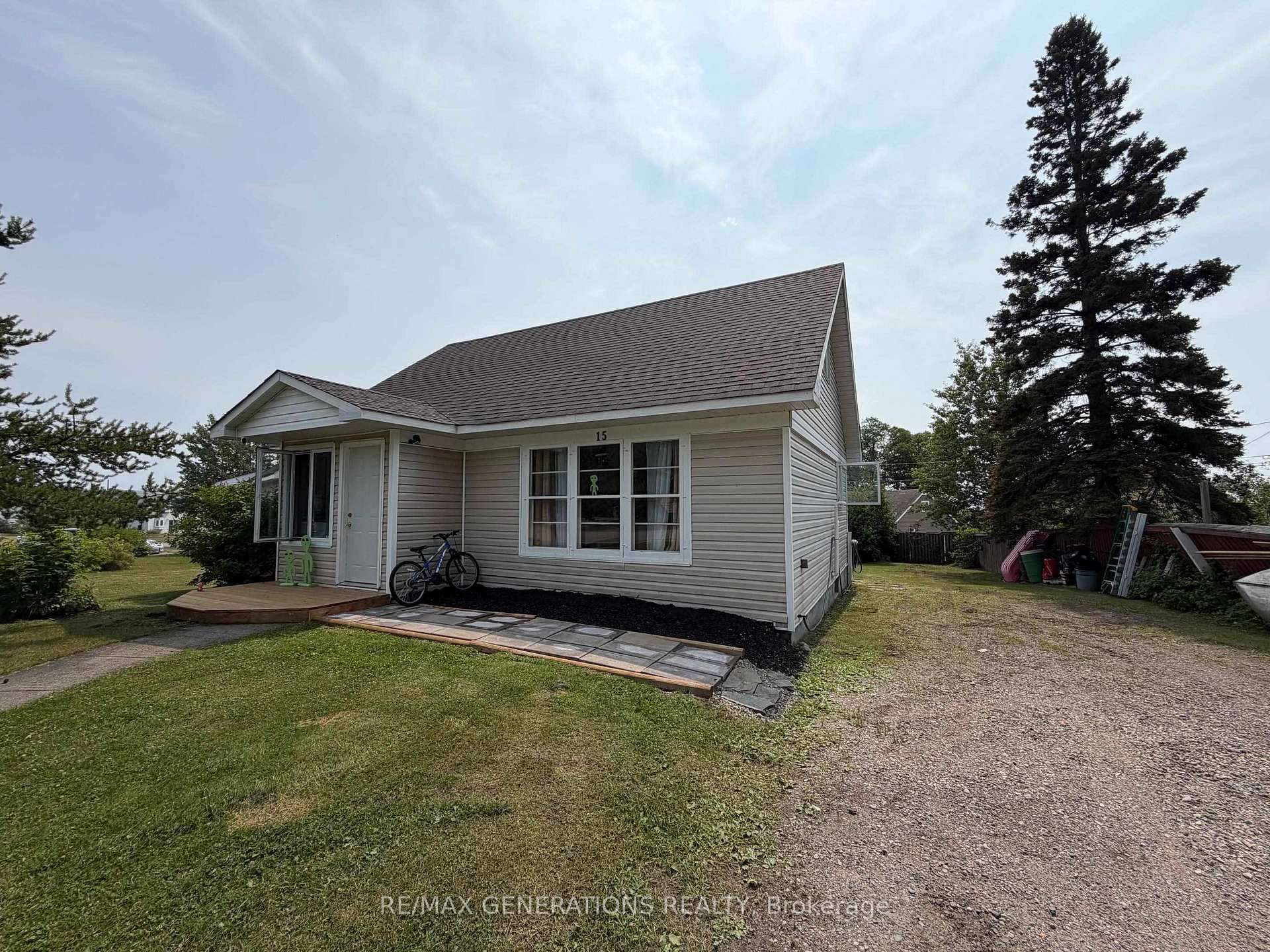 Photo 1 of 15 Princess Avenue, Terrace Bay, TB-92 — HOMEH