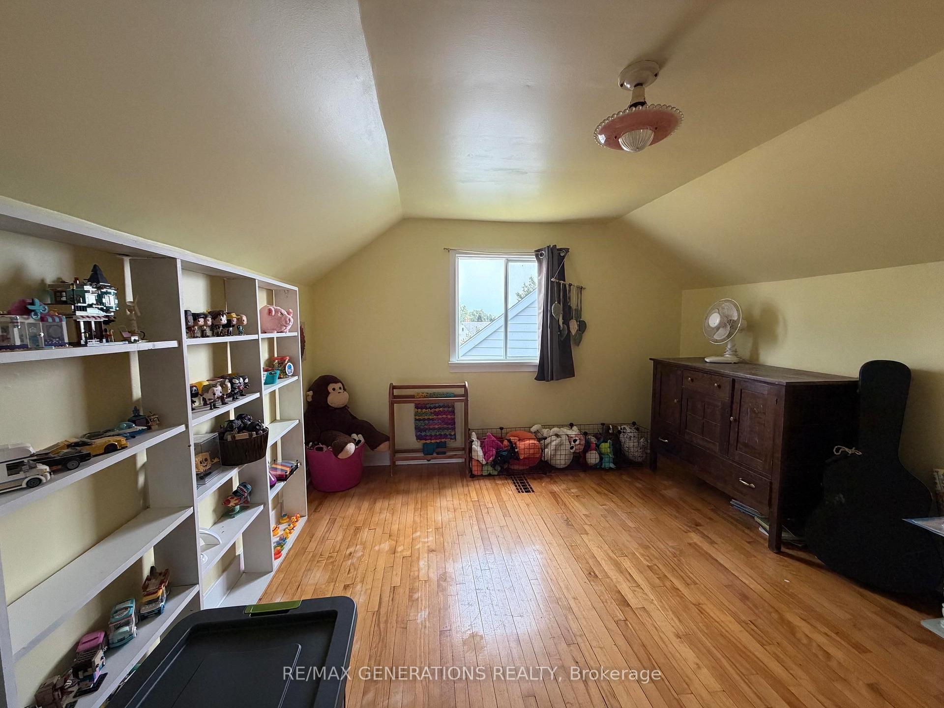 Photo 22 of 15 Princess Avenue, Terrace Bay, TB-92 — HOMEH