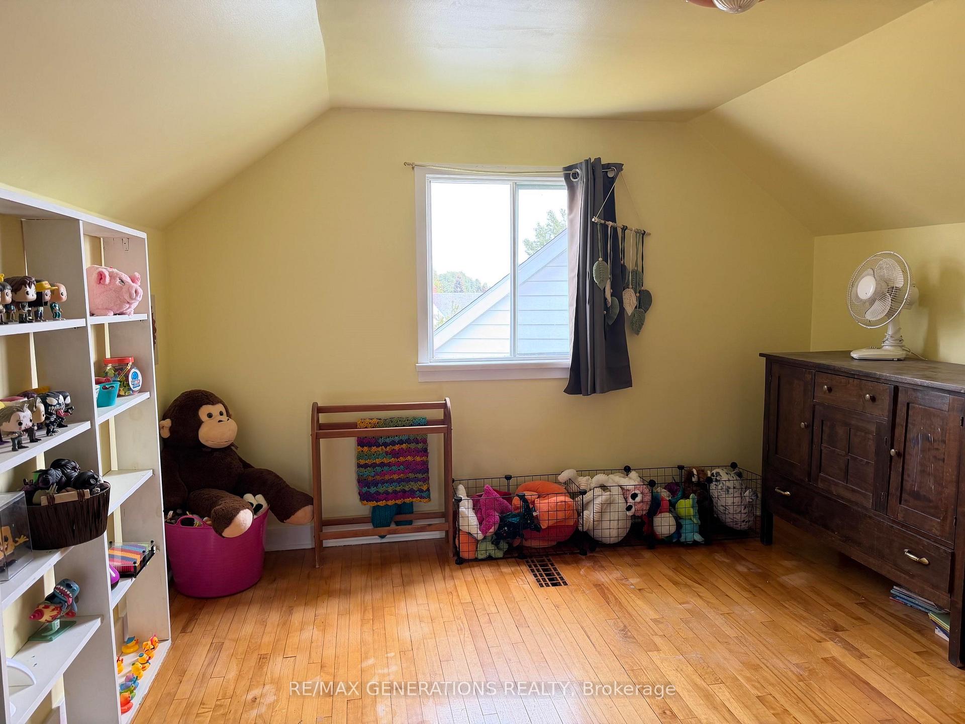 Photo 24 of 15 Princess Avenue, Terrace Bay, TB-92 — HOMEH