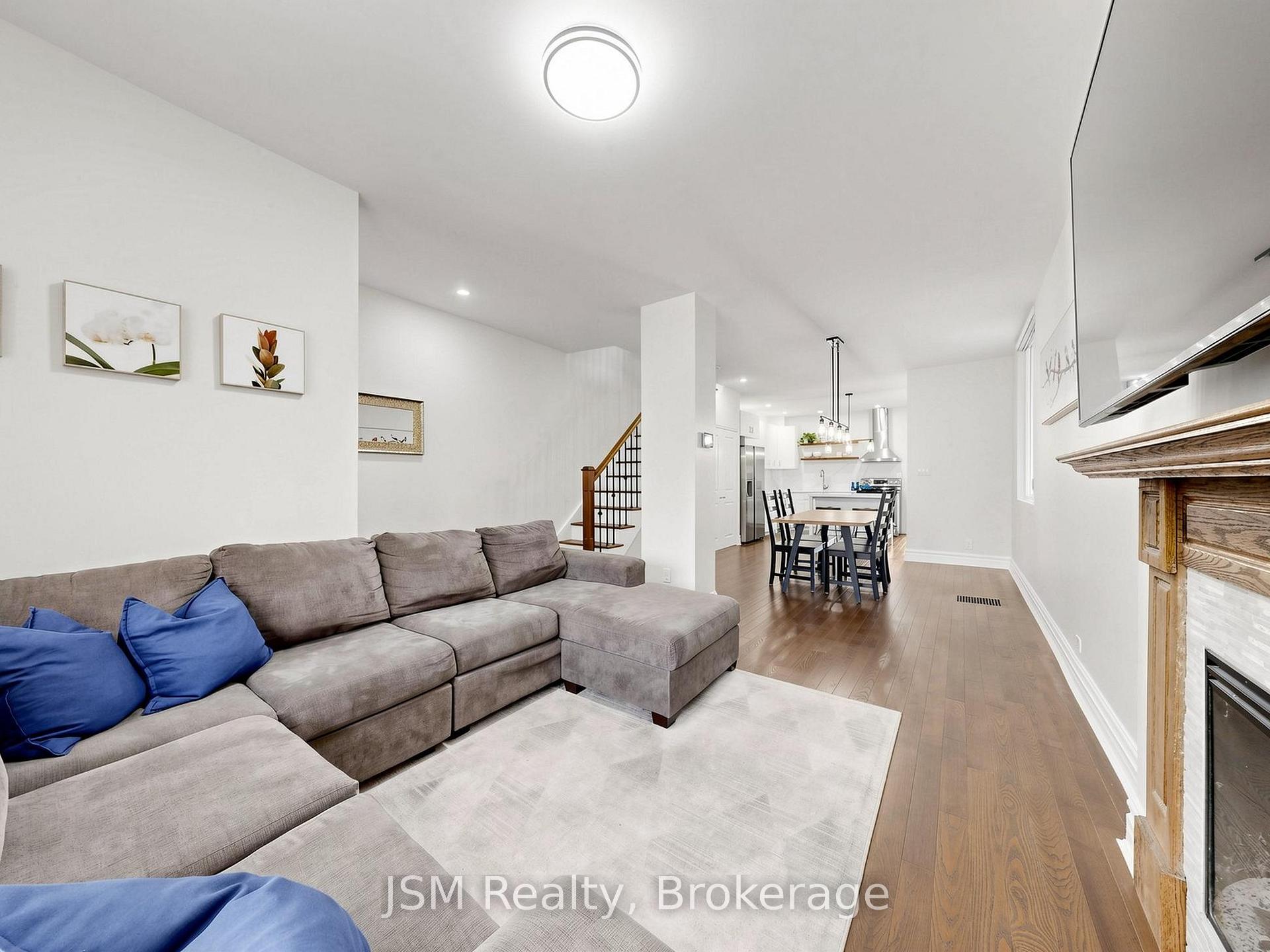 Photo 8 of 969 Lansdowne Avenue, Toronto, Dovercourt-Wallace Emerson-Junction — HOMEH