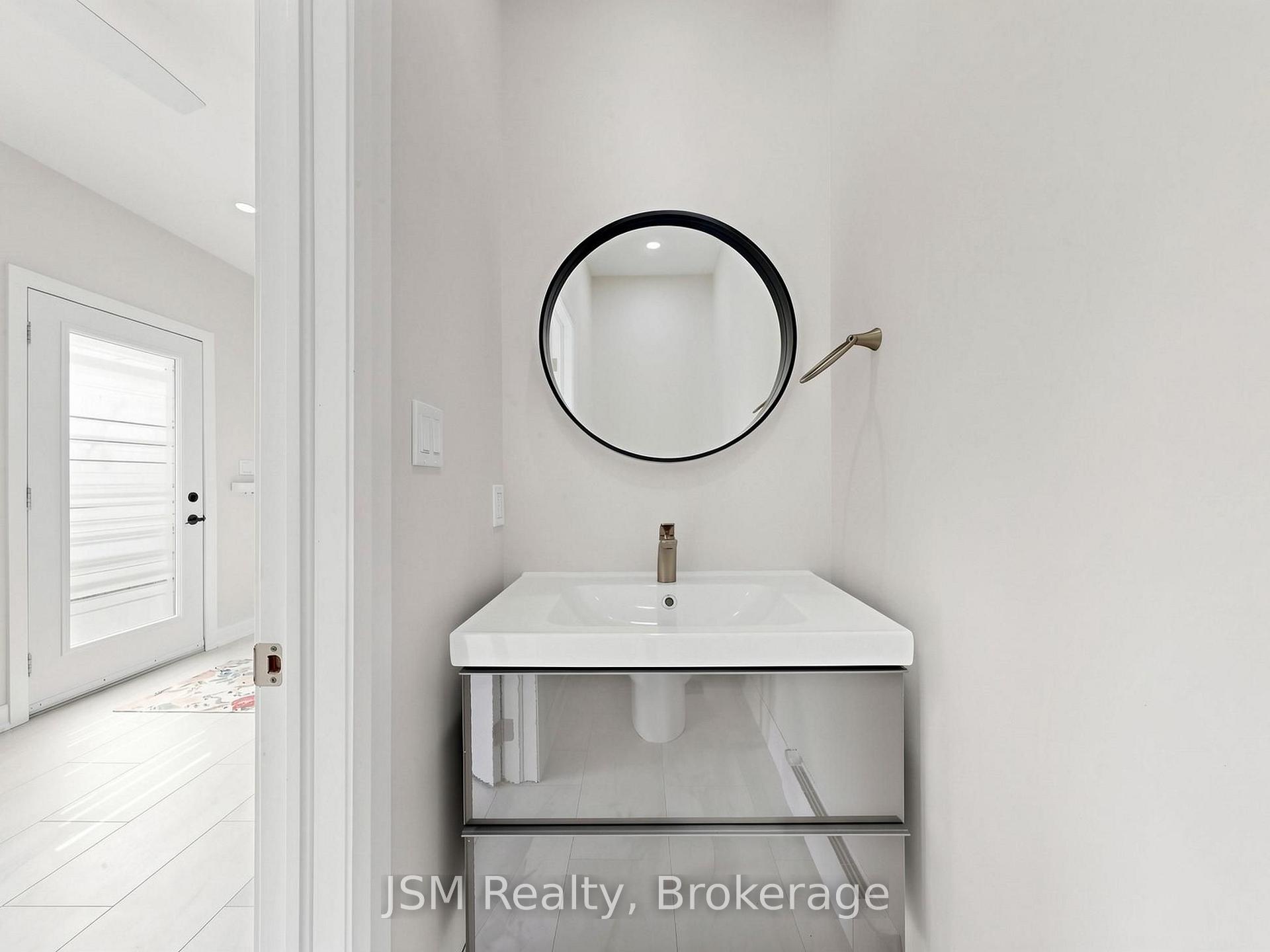 Photo 16 of 969 Lansdowne Avenue, Toronto, Dovercourt-Wallace Emerson-Junction — HOMEH