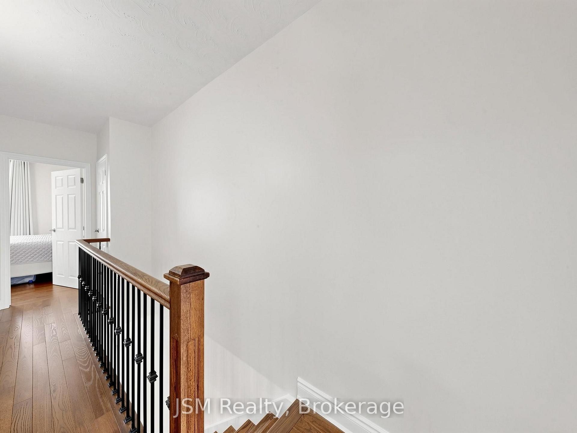 Photo 17 of 969 Lansdowne Avenue, Toronto, Dovercourt-Wallace Emerson-Junction — HOMEH