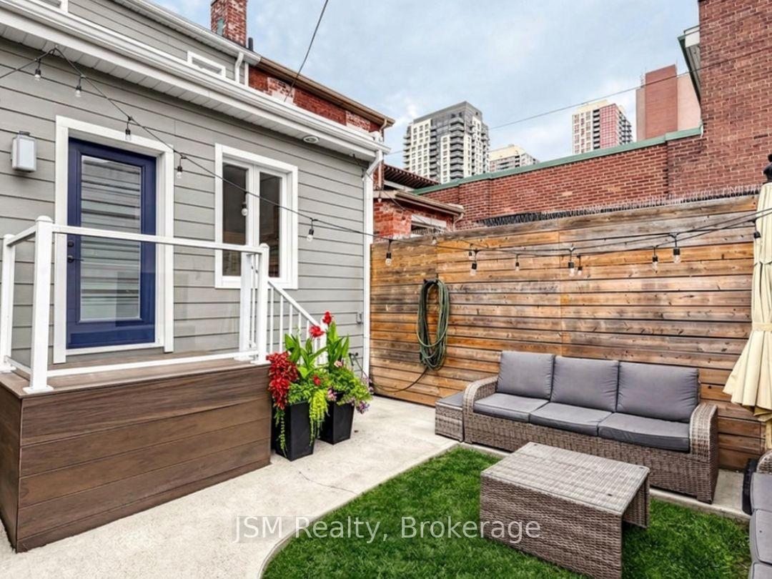 Photo 32 of 969 Lansdowne Avenue, Toronto, Dovercourt-Wallace Emerson-Junction — HOMEH
