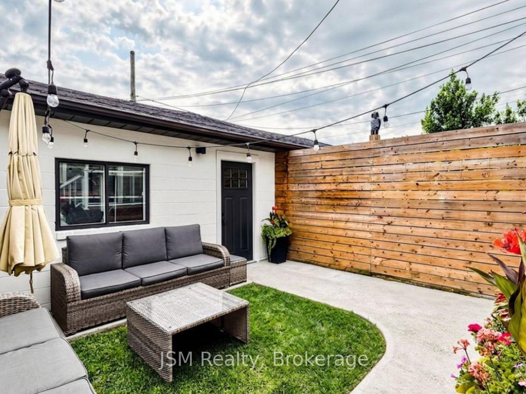 Photo 33 of 969 Lansdowne Avenue, Toronto, Dovercourt-Wallace Emerson-Junction — HOMEH