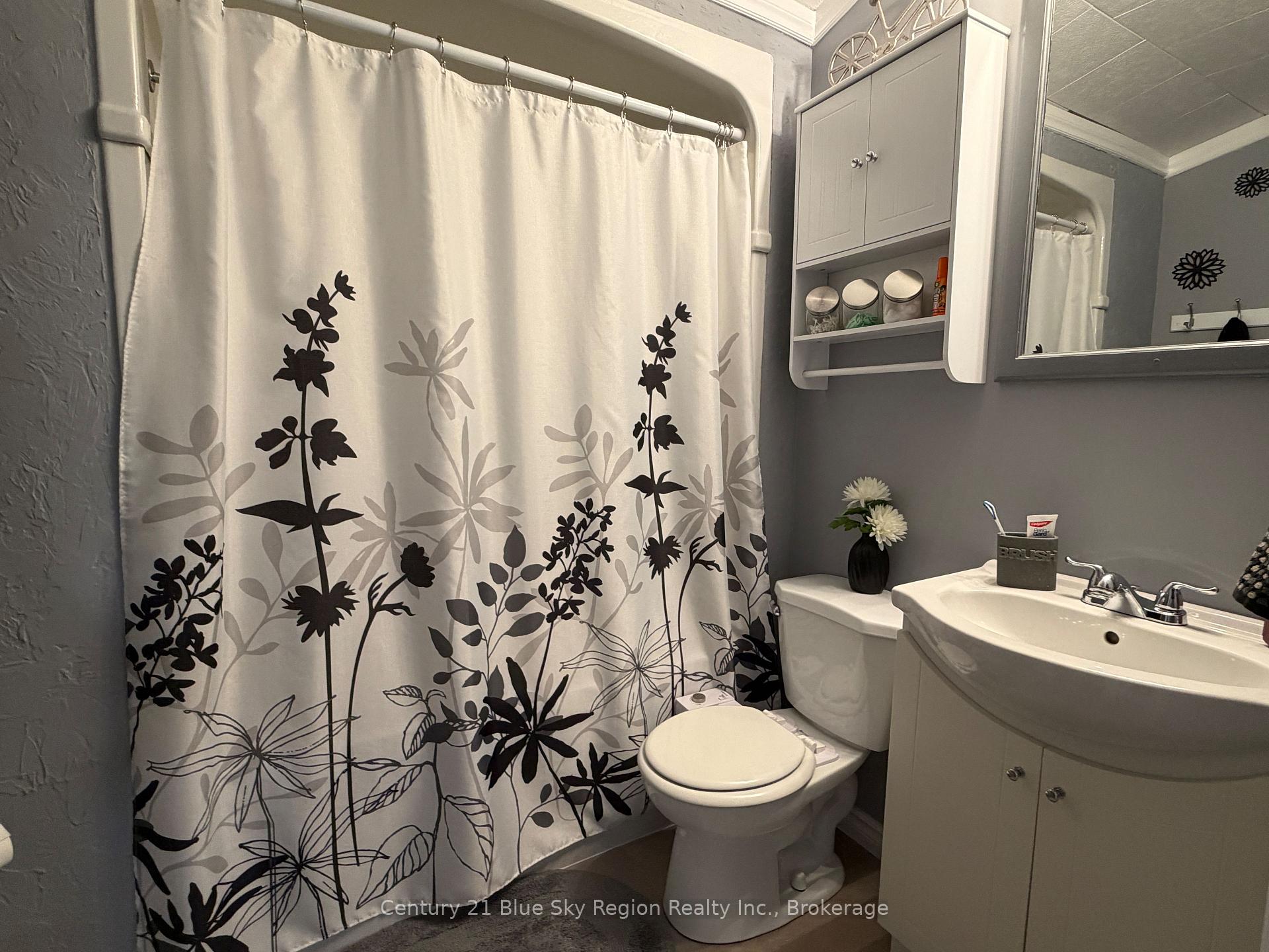 Photo 15 of Unit #5, 128 Rivers Road E, Callander — HOMEH