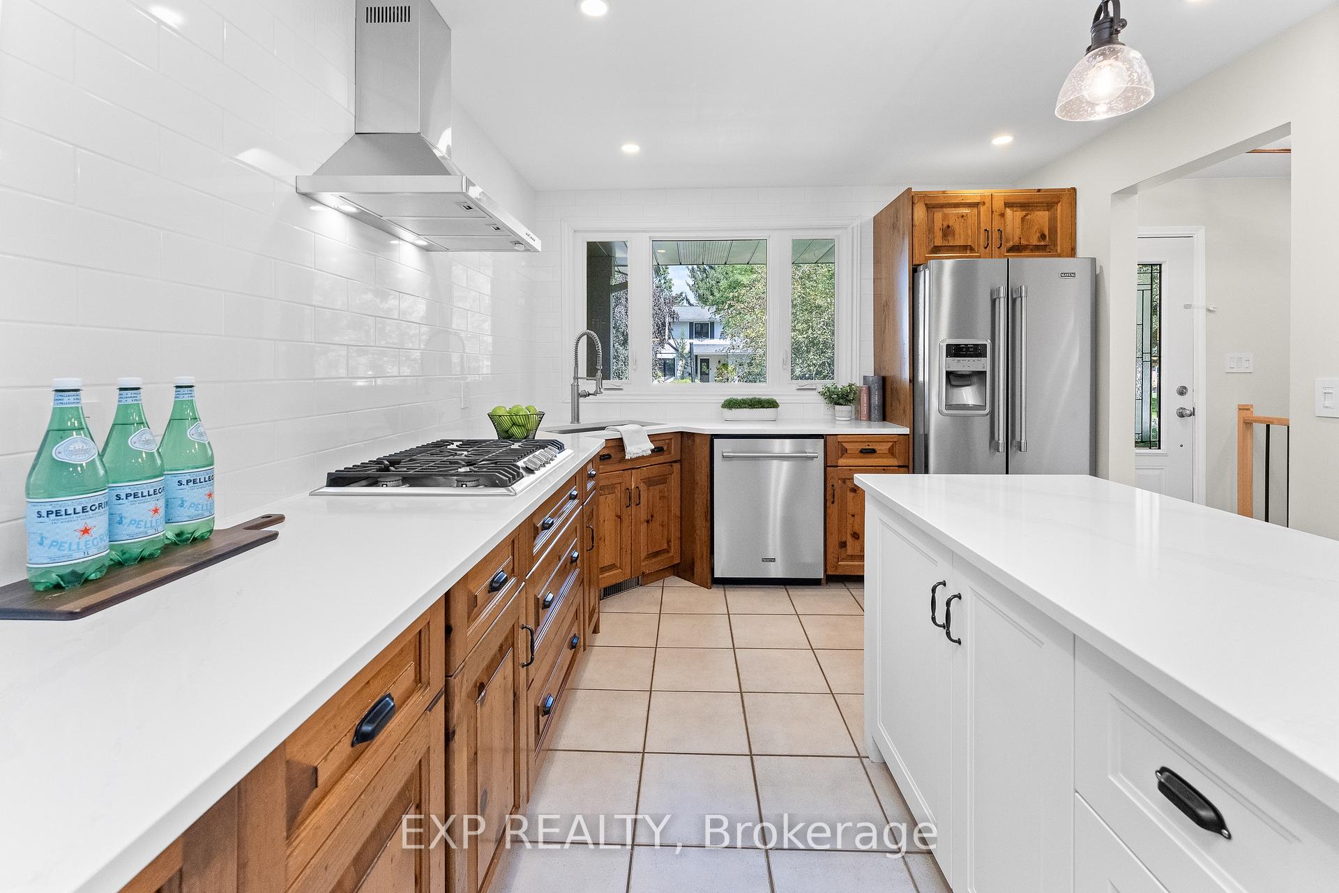 Photo 11 of 10 Brookbank Crescent, Pelham, Fonthill — HOMEH