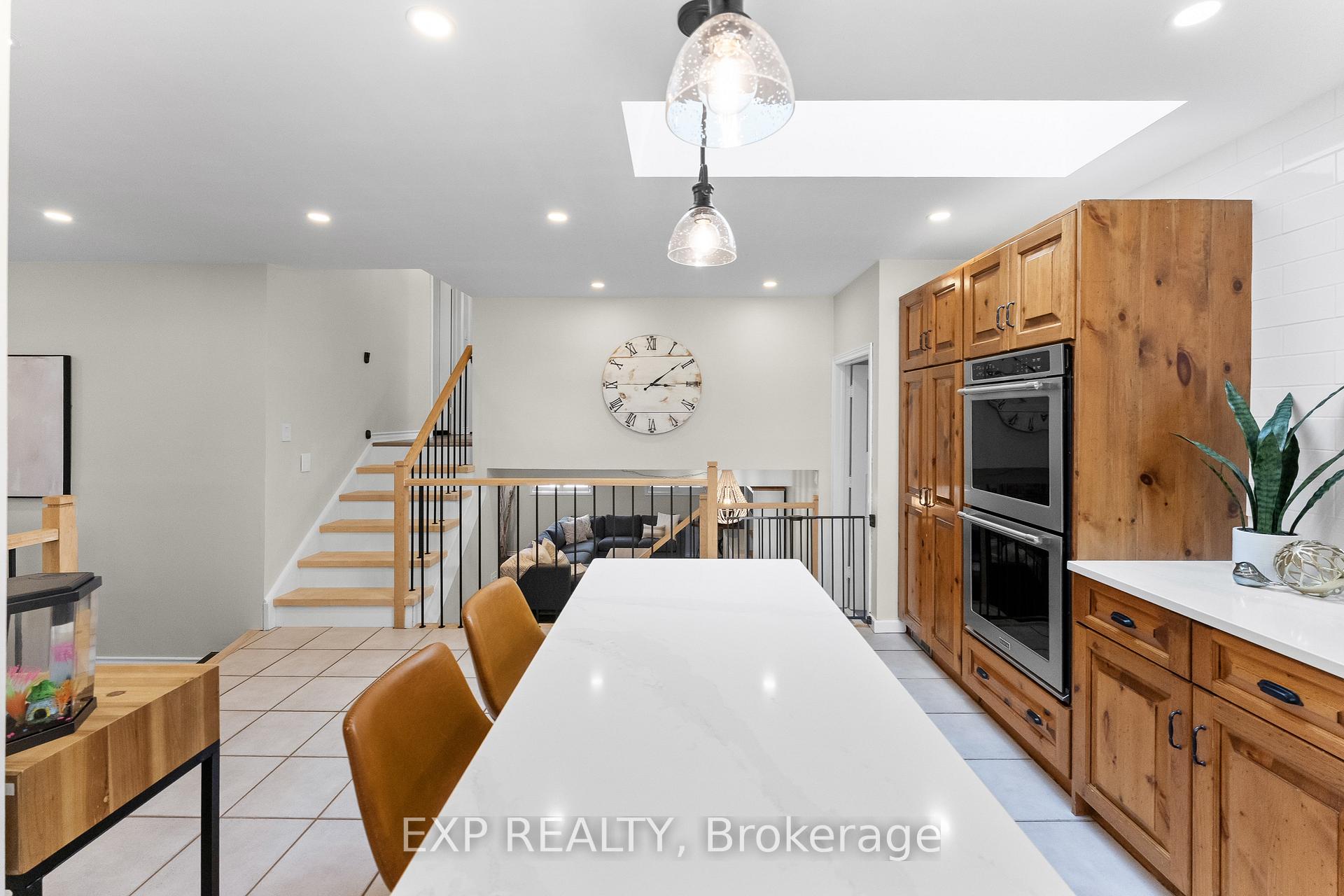 Photo 18 of 10 Brookbank Crescent, Pelham, Fonthill — HOMEH