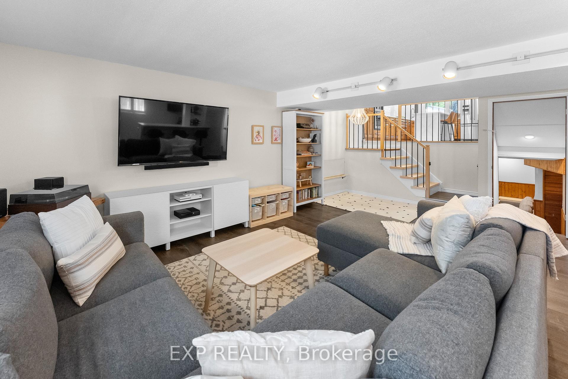 Photo 30 of 10 Brookbank Crescent, Pelham, Fonthill — HOMEH