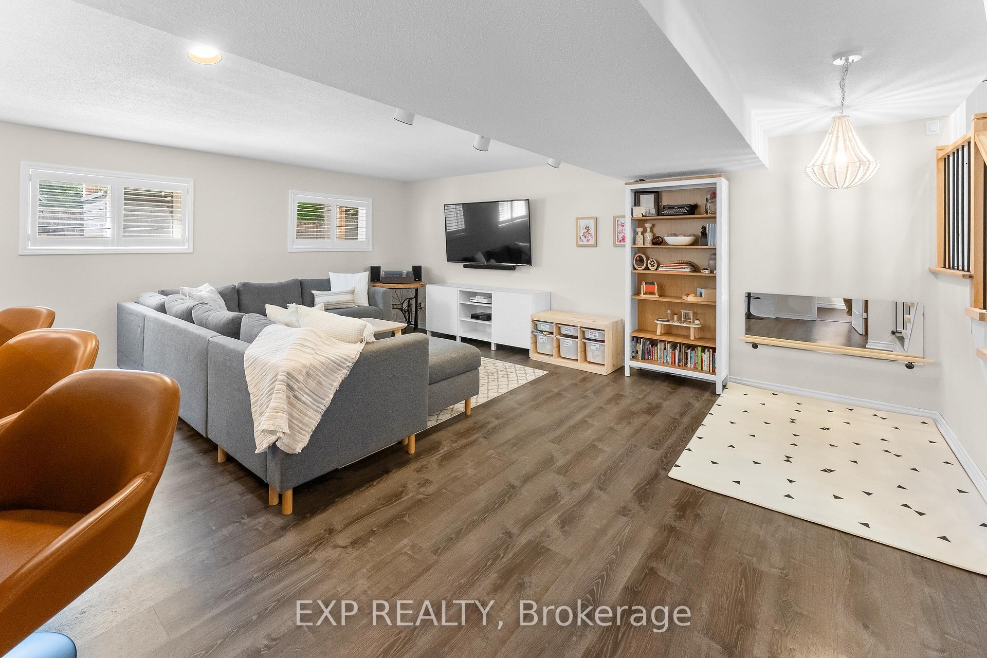 Photo 31 of 10 Brookbank Crescent, Pelham, Fonthill — HOMEH