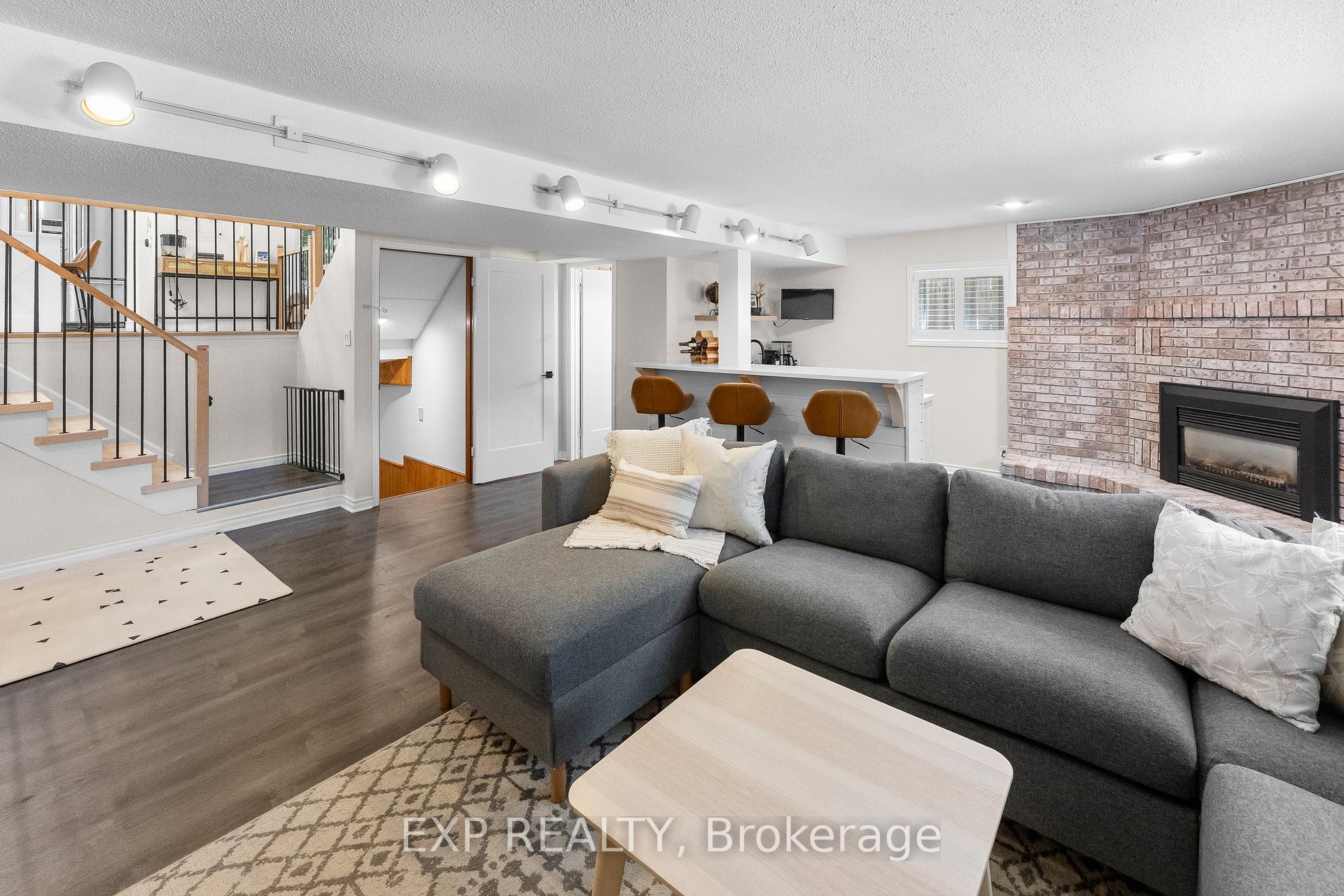 Photo 35 of 10 Brookbank Crescent, Pelham, Fonthill — HOMEH