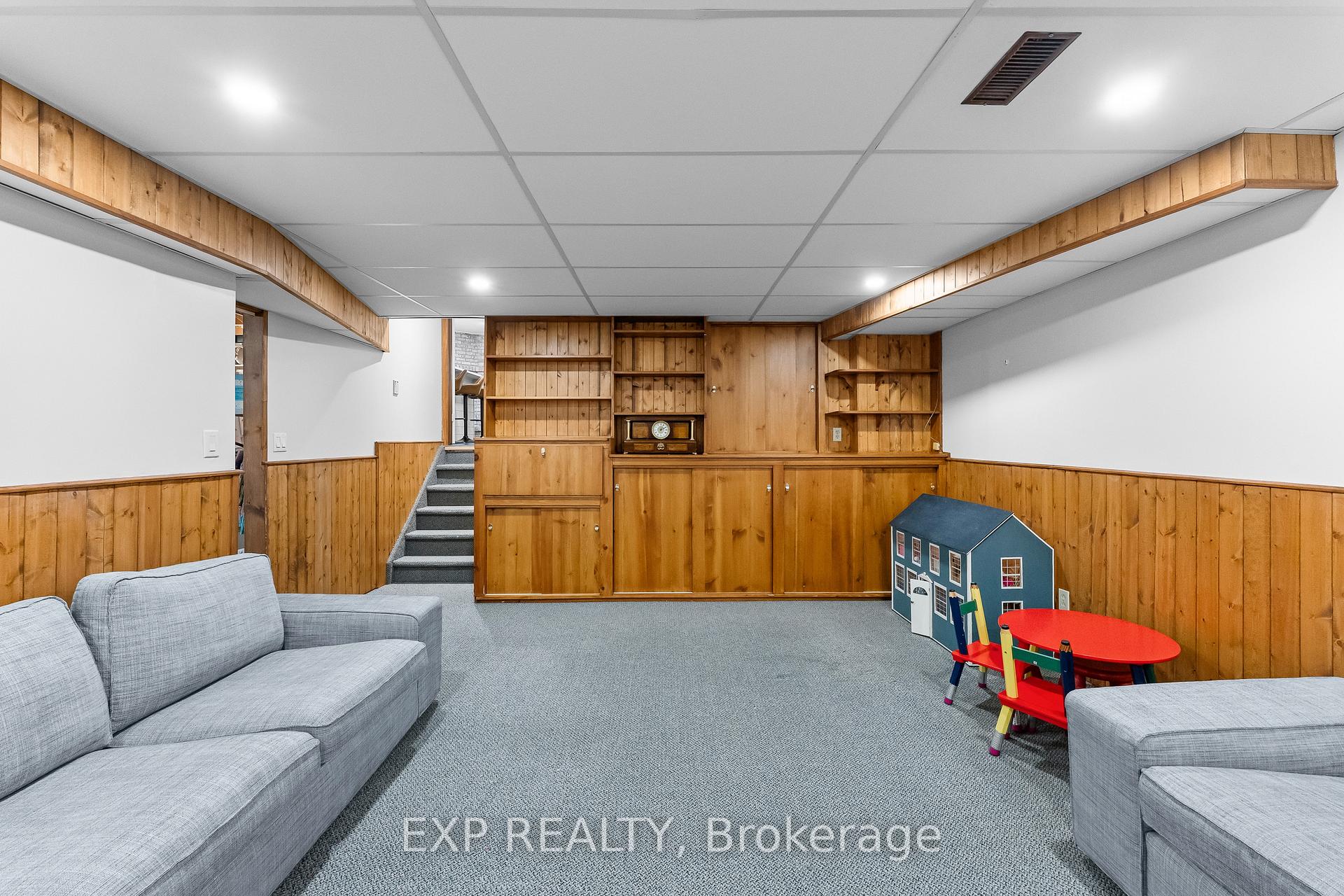 Photo 39 of 10 Brookbank Crescent, Pelham, Fonthill — HOMEH