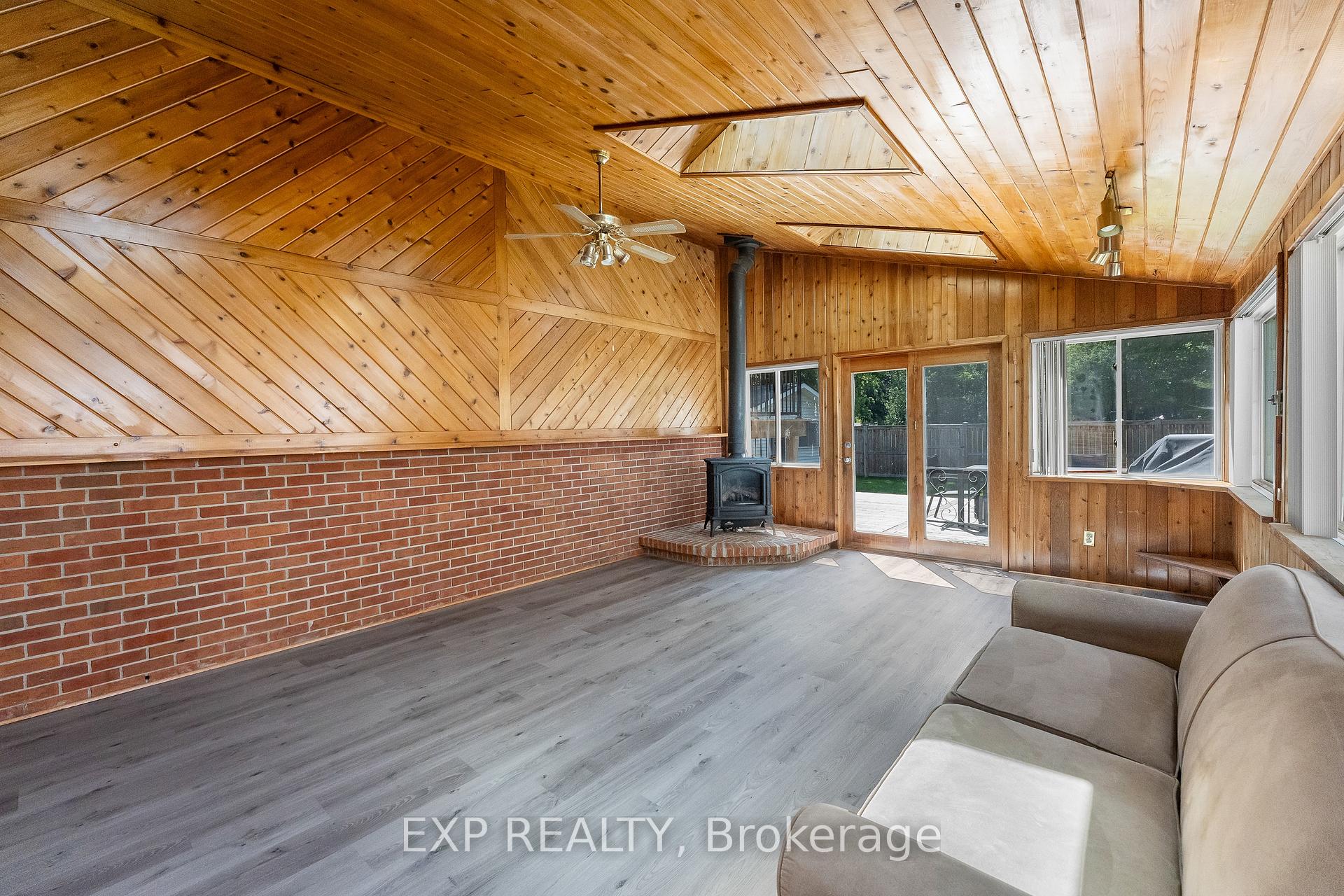 Photo 42 of 10 Brookbank Crescent, Pelham, Fonthill — HOMEH