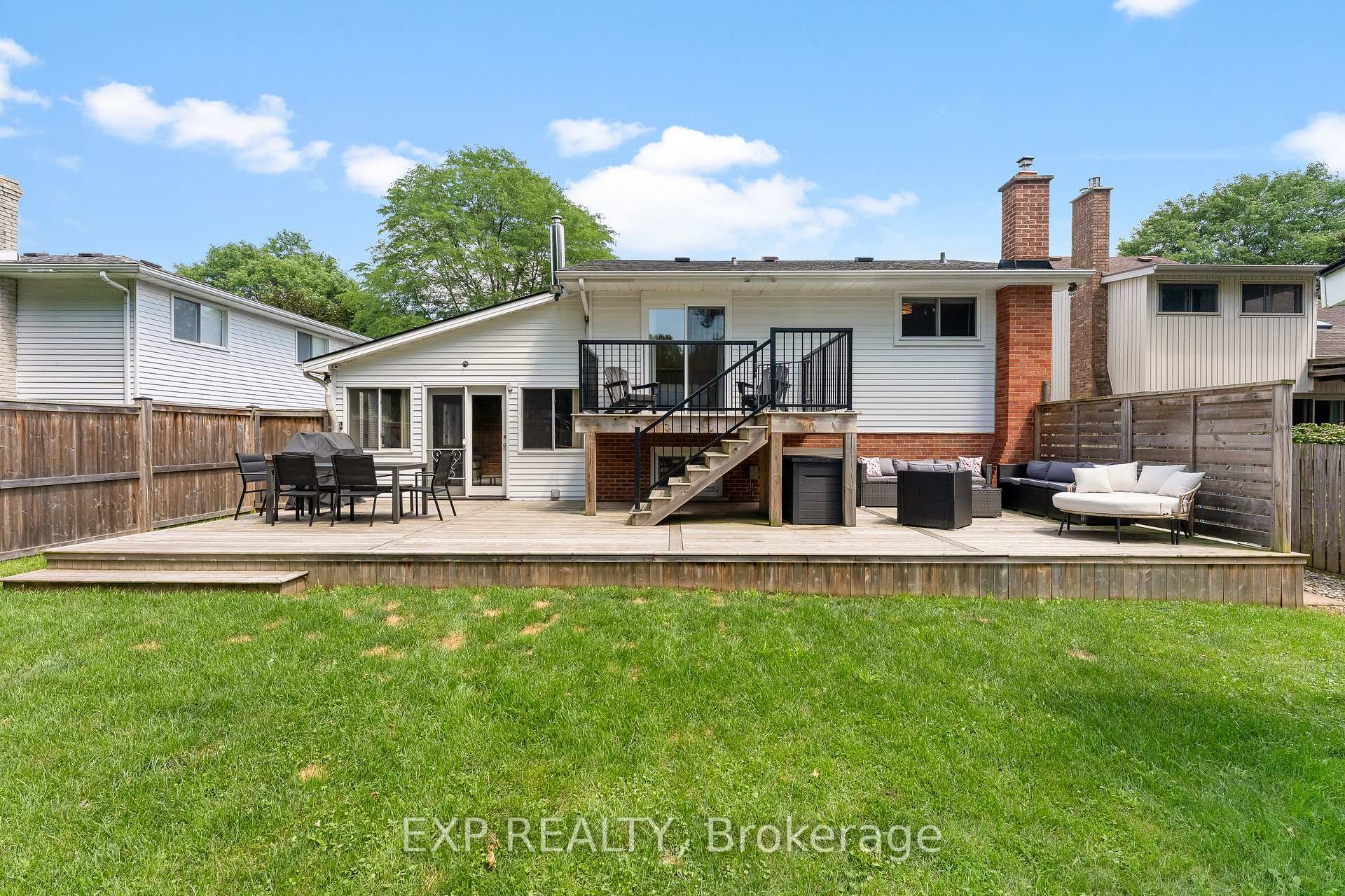 Photo 46 of 10 Brookbank Crescent, Pelham, Fonthill — HOMEH