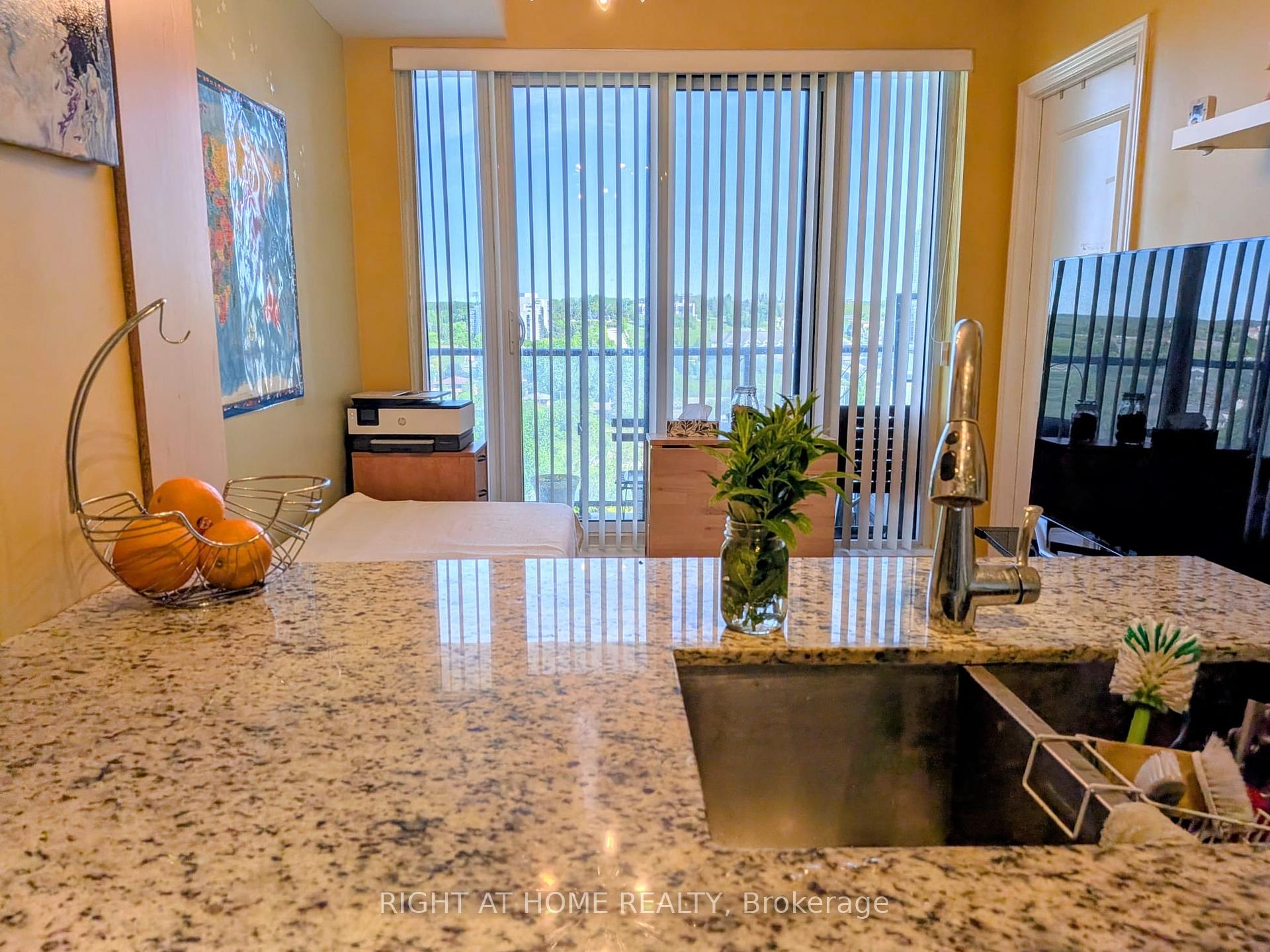 Photo 22 of Unit 1010, 9618 Yonge Street, Richmond Hill, Harding — HOMEH