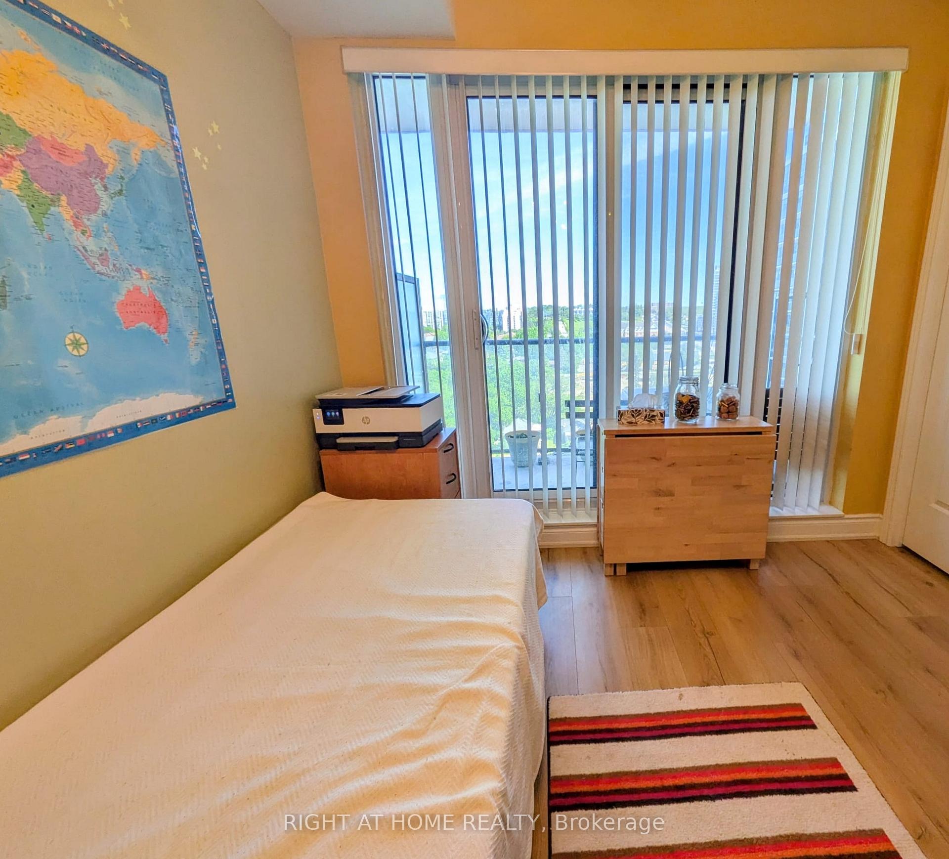 Photo 24 of Unit 1010, 9618 Yonge Street, Richmond Hill, Harding — HOMEH