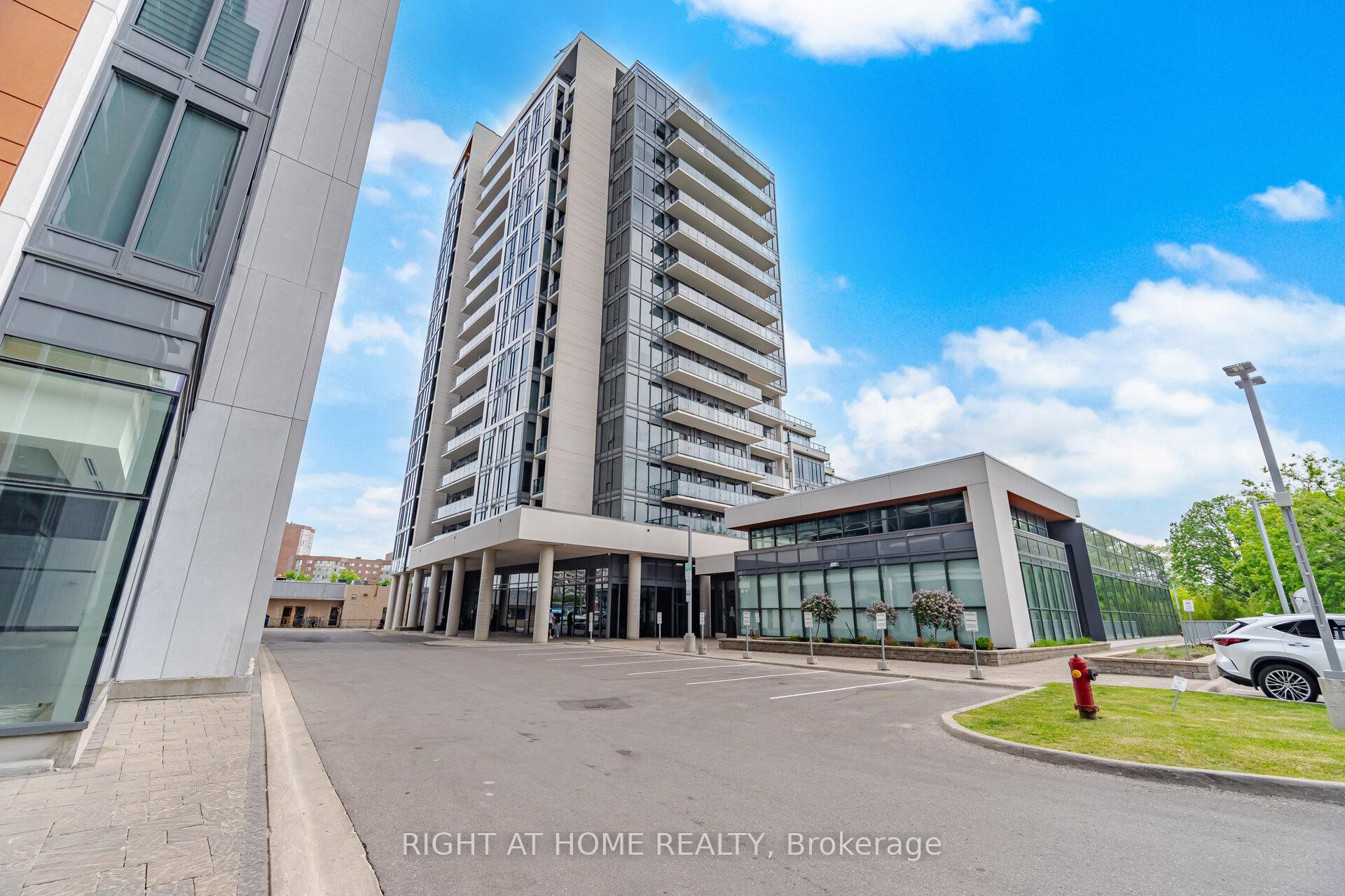 Photo 47 of Unit 1010, 9618 Yonge Street, Richmond Hill, Harding — HOMEH