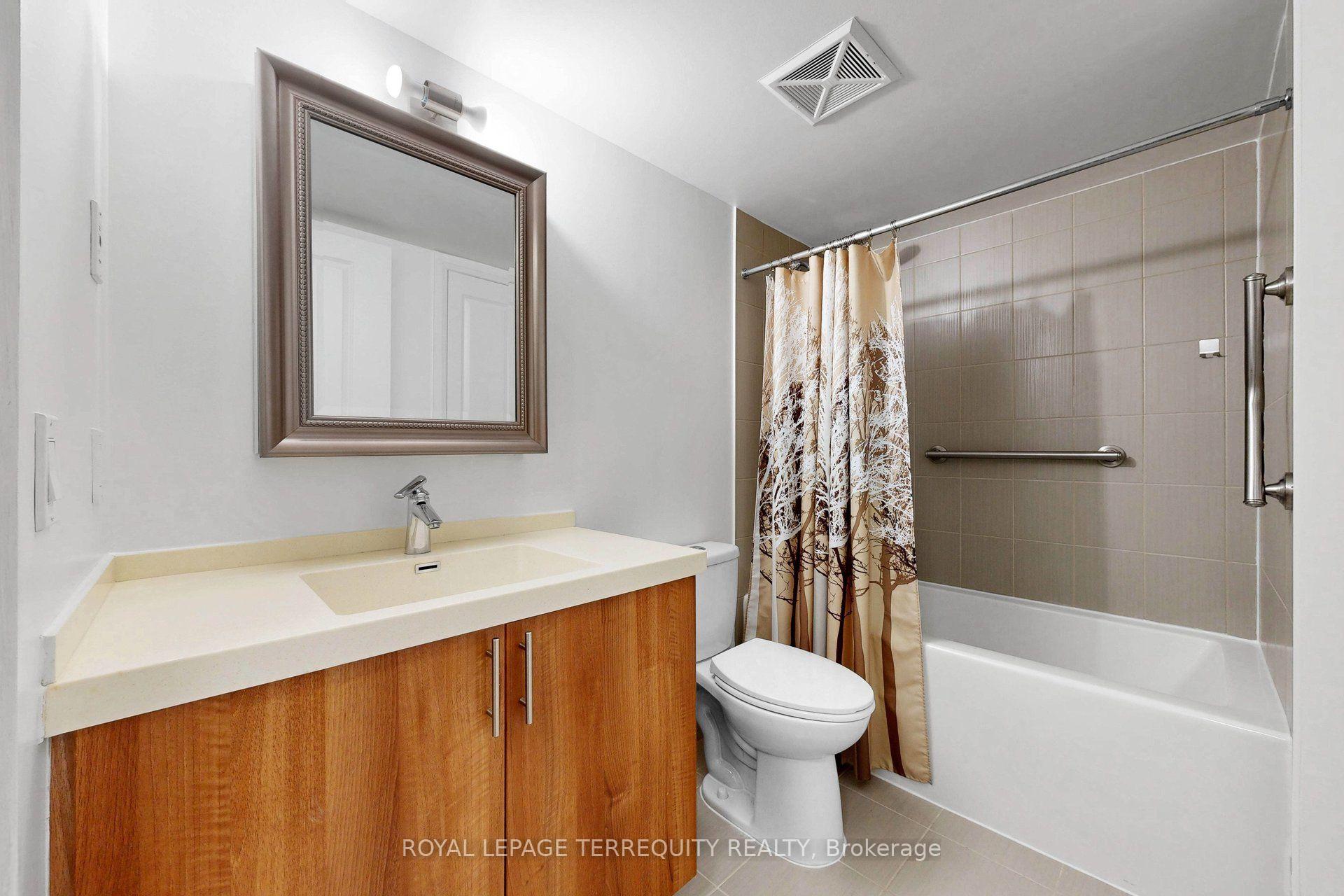 Photo 13 of Unit 1322, 2 Eva Road, Etobicoke, Etobicoke West Mall — HOMEH