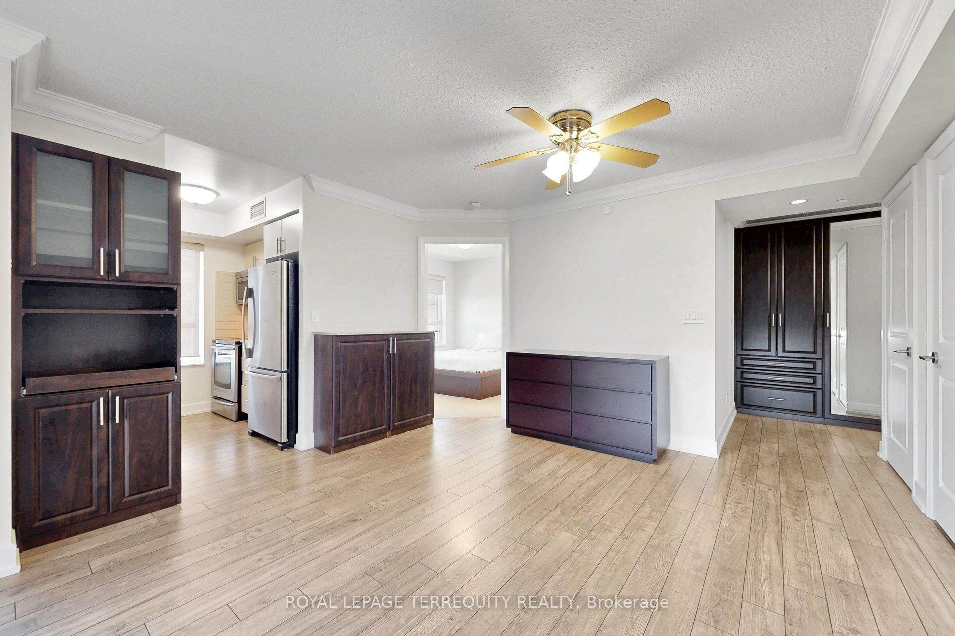 Photo 15 of Unit 1322, 2 Eva Road, Etobicoke, Etobicoke West Mall — HOMEH