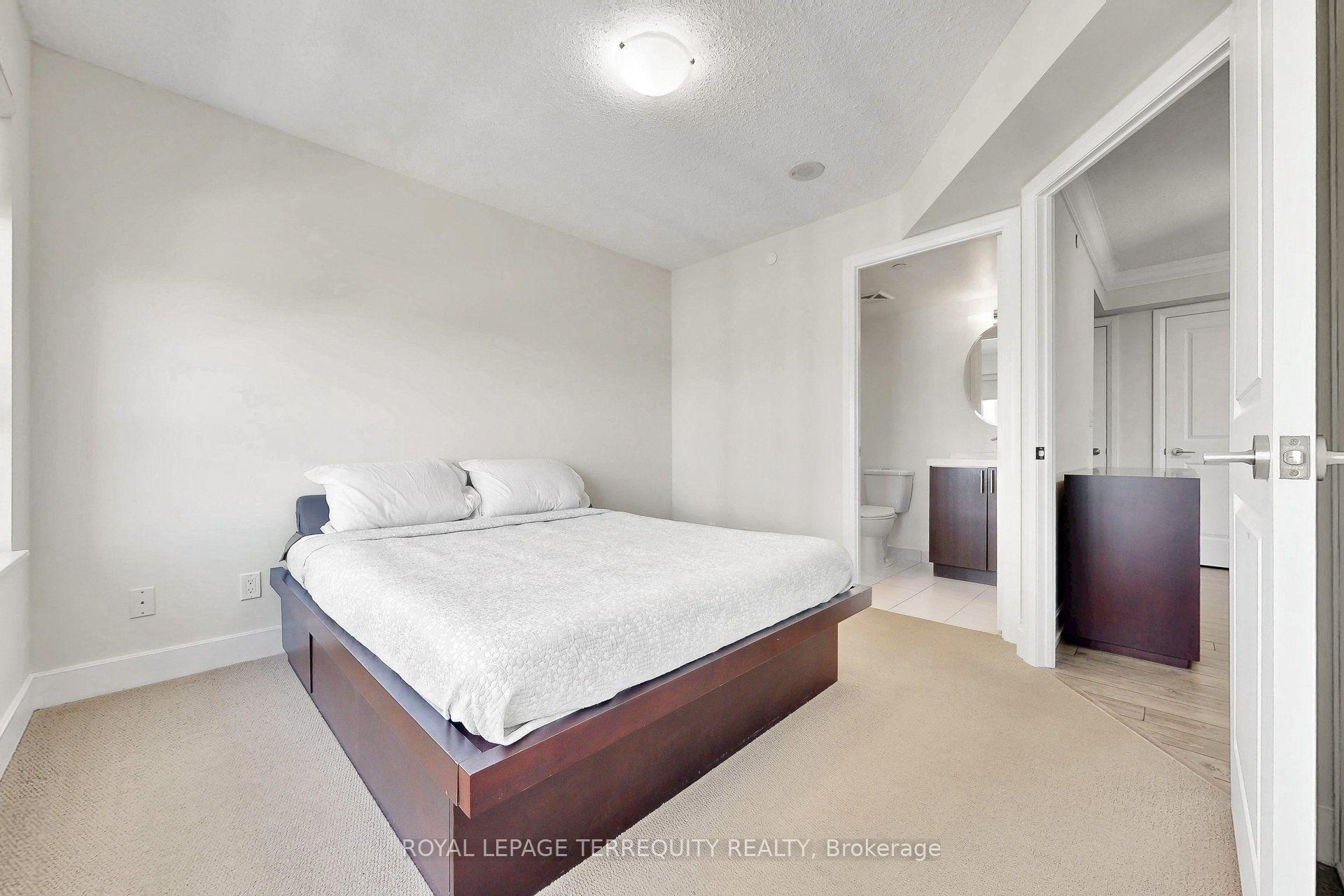 Photo 23 of Unit 1322, 2 Eva Road, Etobicoke, Etobicoke West Mall — HOMEH