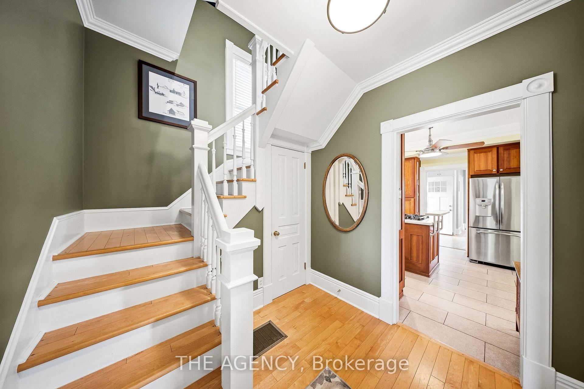 Photo 8 of 750 Vine Street, Cambridge, Preston South — HOMEH
