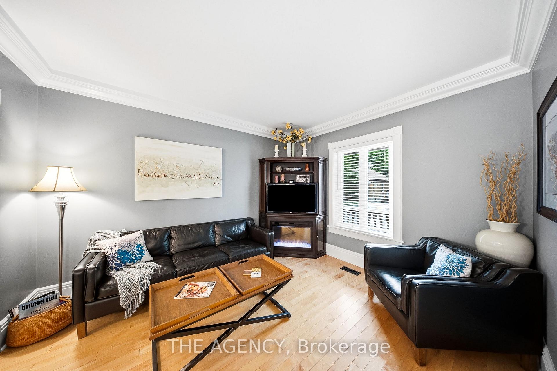 Photo 9 of 750 Vine Street, Cambridge, Preston South — HOMEH