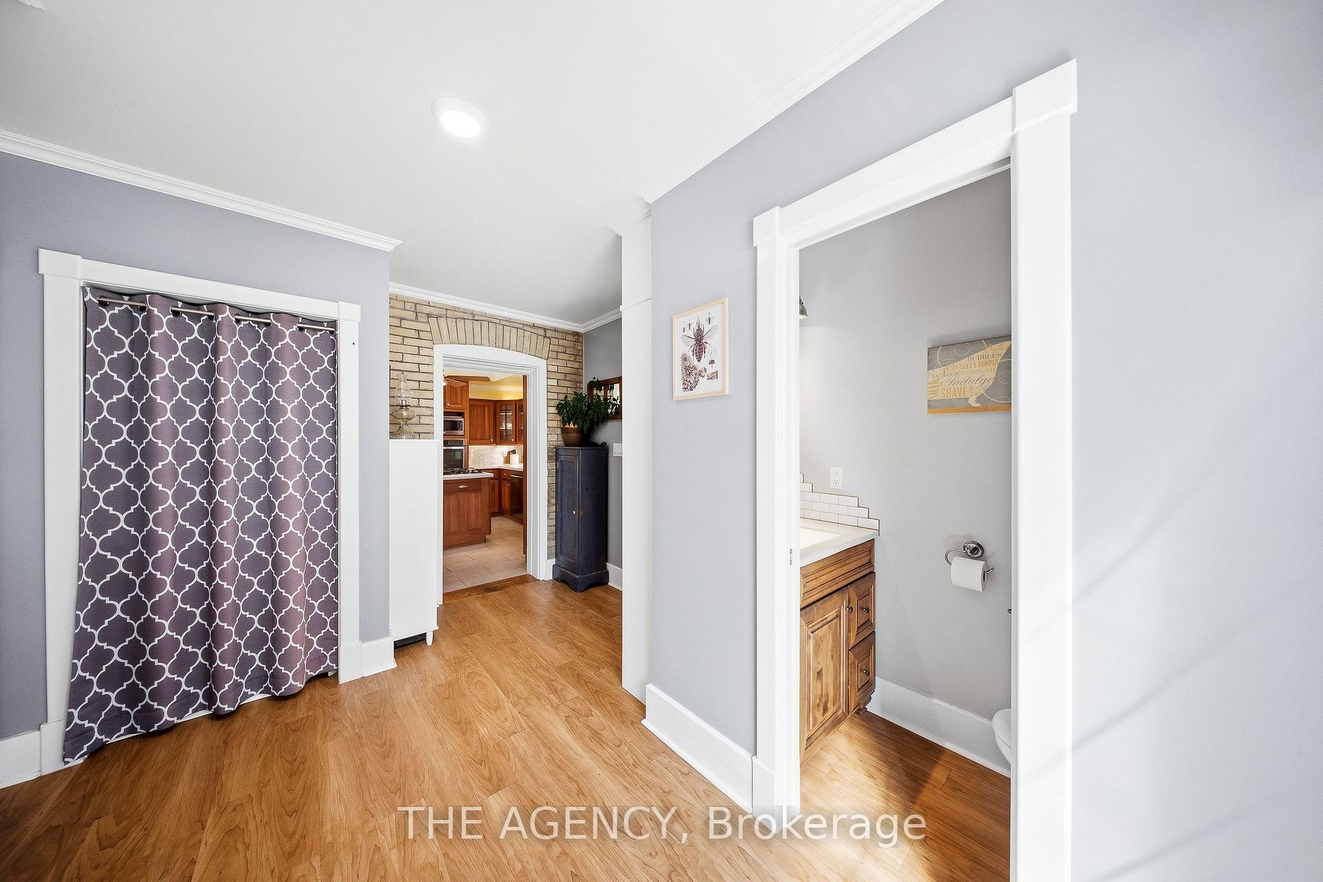 Photo 16 of 750 Vine Street, Cambridge, Preston South — HOMEH