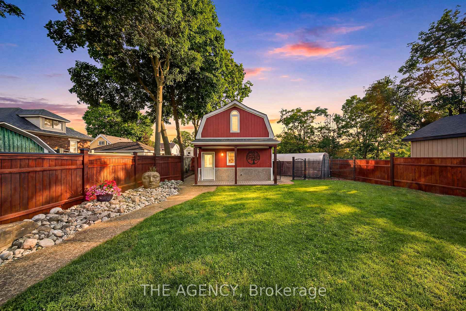 Photo 28 of 750 Vine Street, Cambridge, Preston South — HOMEH