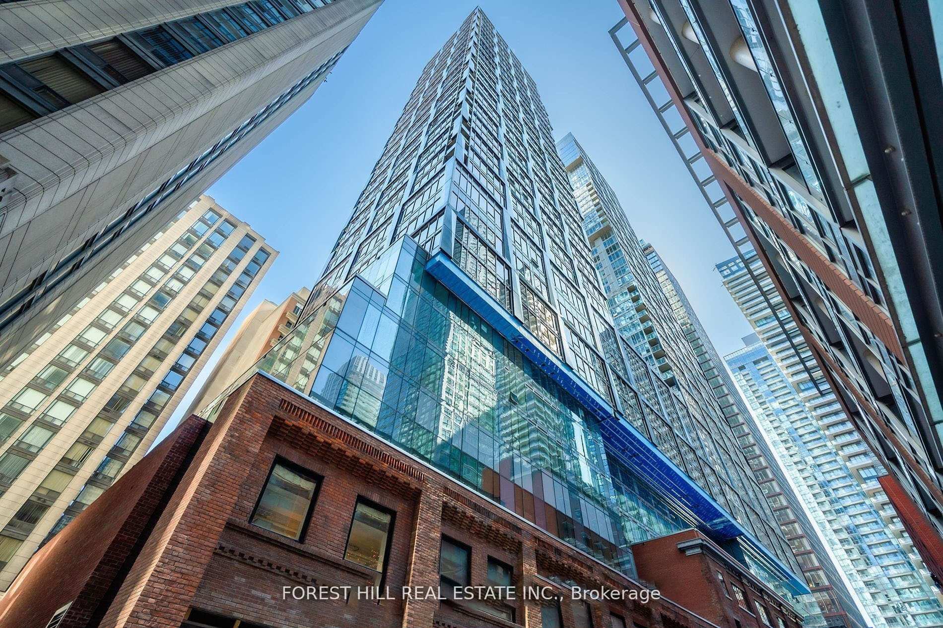 Front of Unit 1905, 15 Mercer Street