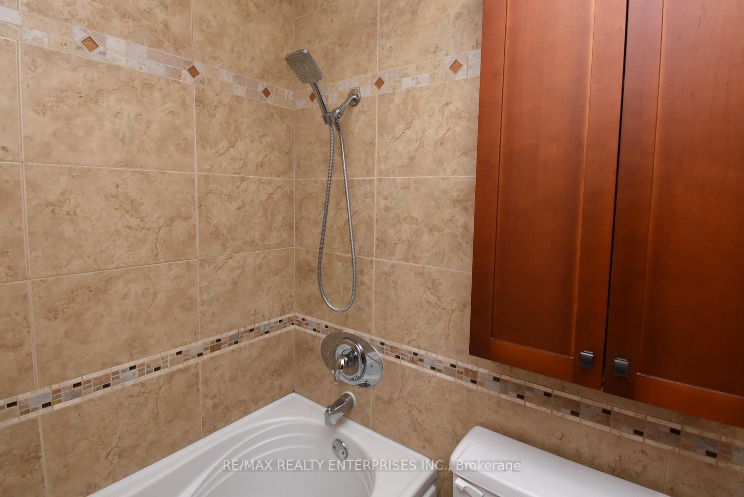 Photo 25 of Unit 119, 2001 Bonnymede Drive, Mississauga, Clarkson — HOMEH