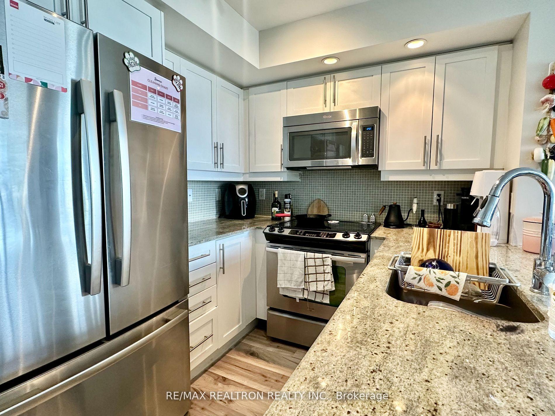 Photo 7 of Unit 1006, 85 East Liberty Street, Toronto, Niagara — HOMEH