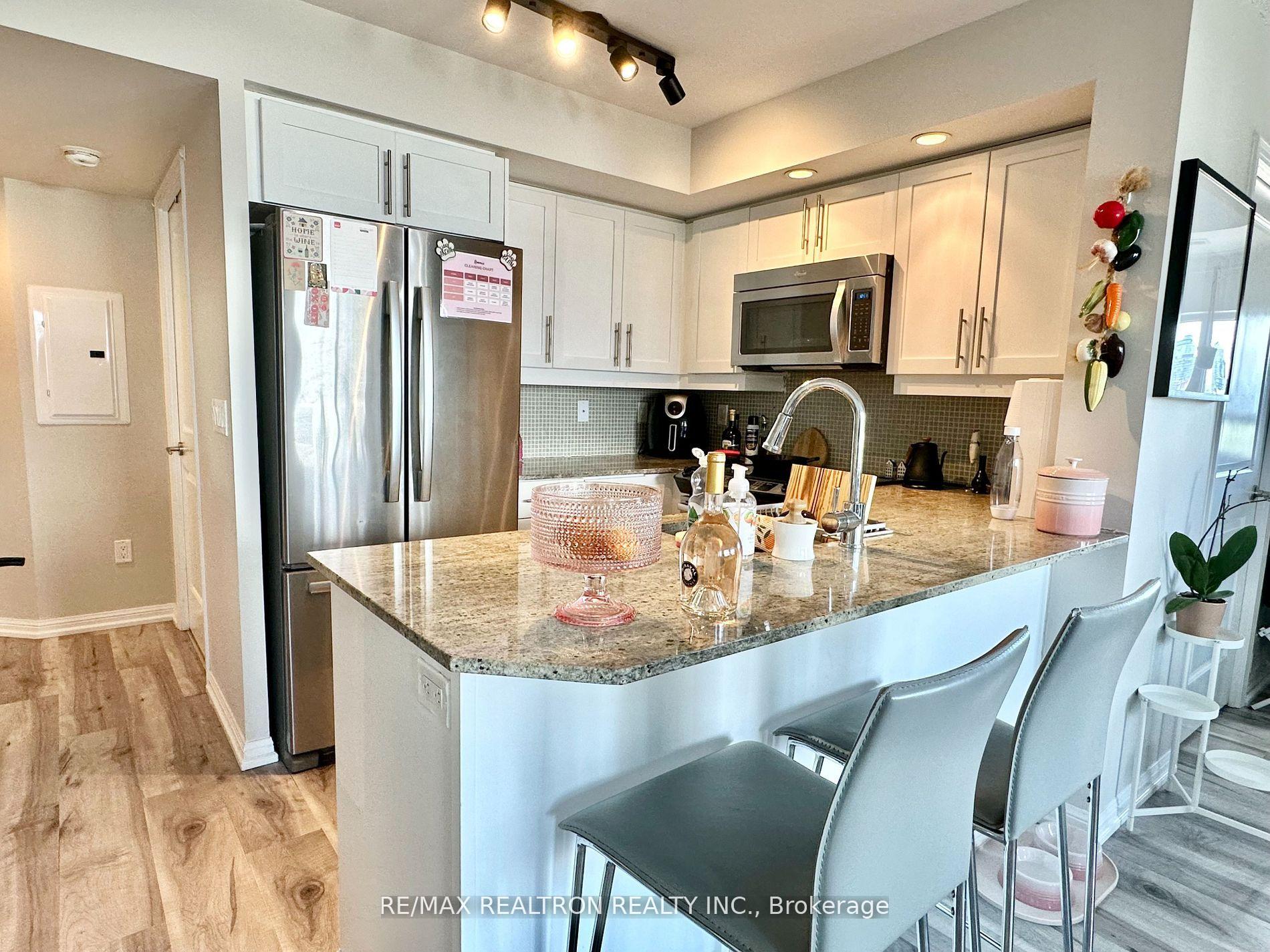 Photo 8 of Unit 1006, 85 East Liberty Street, Toronto, Niagara — HOMEH