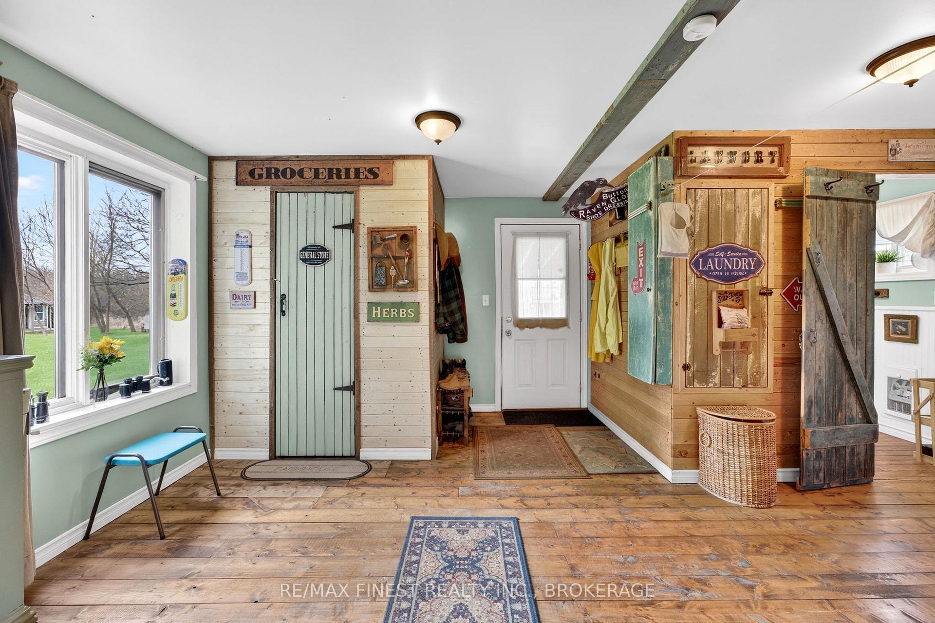 Photo 16 of 2173 Switzerville Road, Loyalist, Lennox and Addington - South — HOMEH