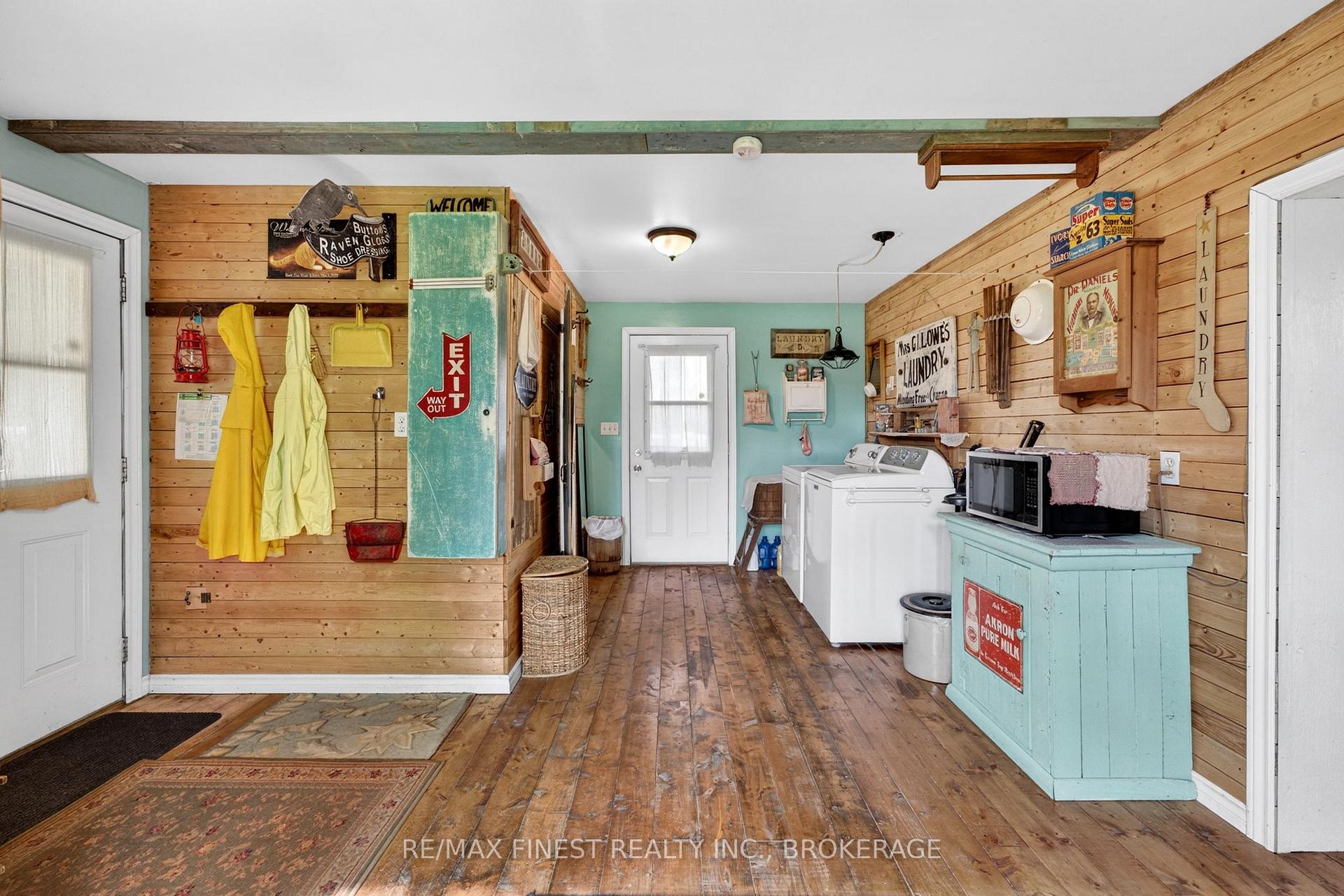 Photo 17 of 2173 Switzerville Road, Loyalist, Lennox and Addington - South — HOMEH