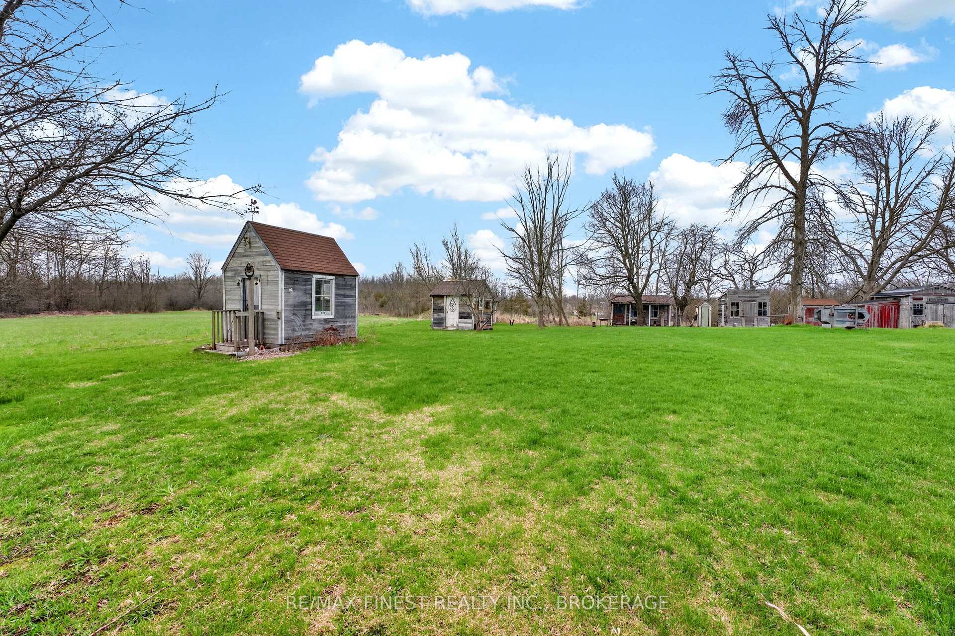 Photo 36 of 2173 Switzerville Road, Loyalist, Lennox and Addington - South — HOMEH