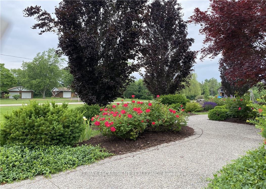 Photo 44 of 20 Haldimand Trail, Haldimand, Dunnville — HOMEH