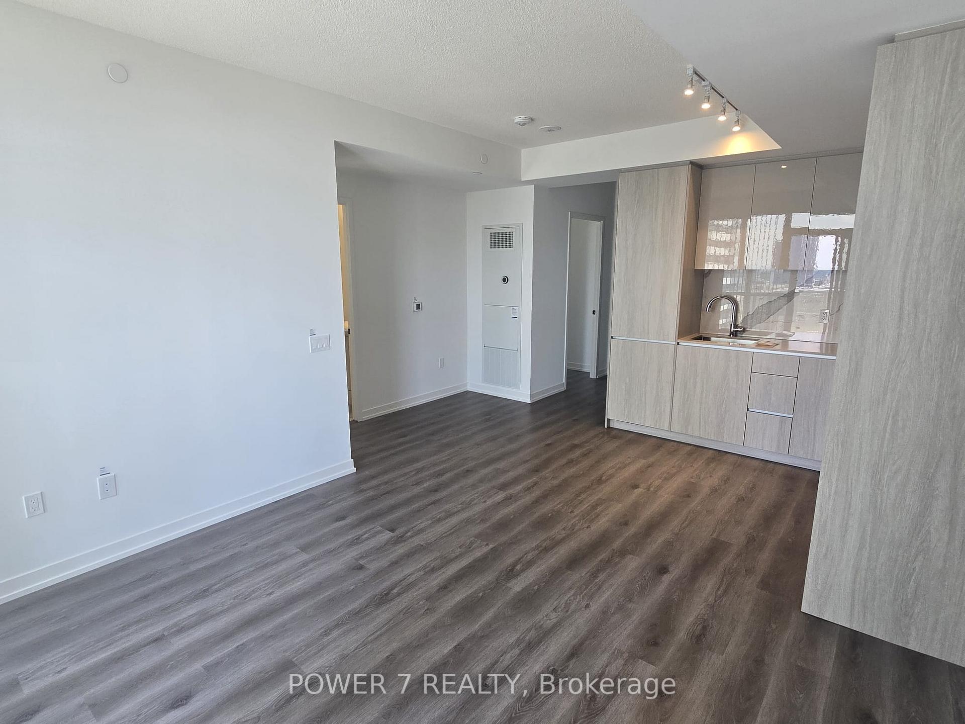 Photo 7 of Unit 1503, 28 Interchange Way, Vaughan, Vaughan Corporate Centre — HOMEH
