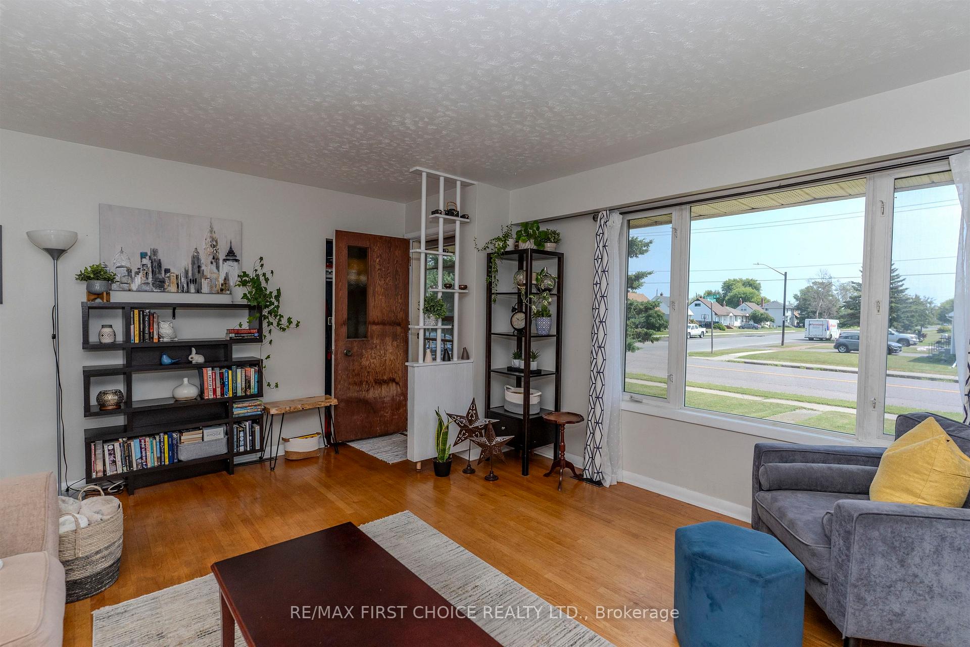 Photo 15 of 601 Edward Street S, Thunder Bay, Green Acres — HOMEH