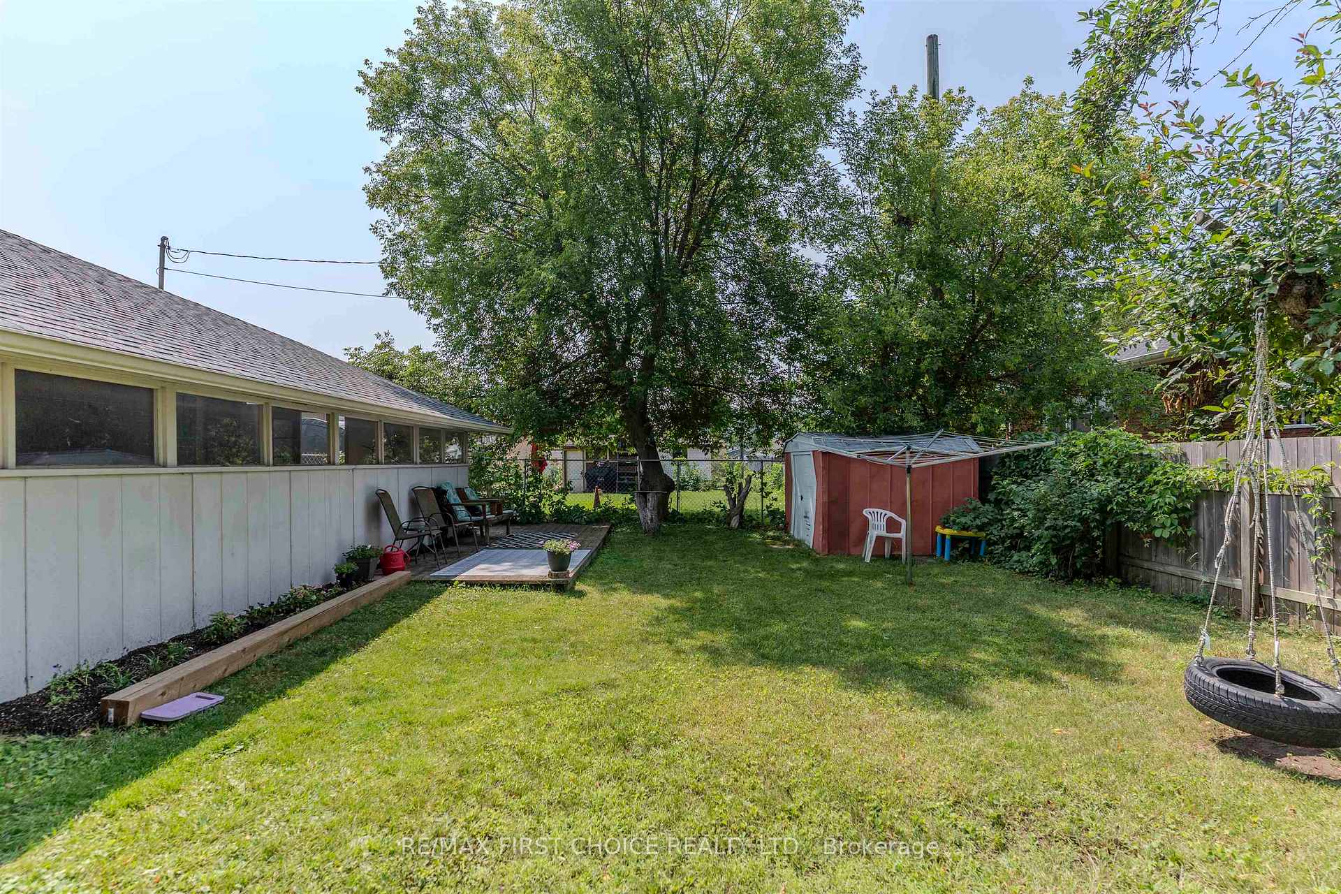 Photo 39 of 601 Edward Street S, Thunder Bay, Green Acres — HOMEH