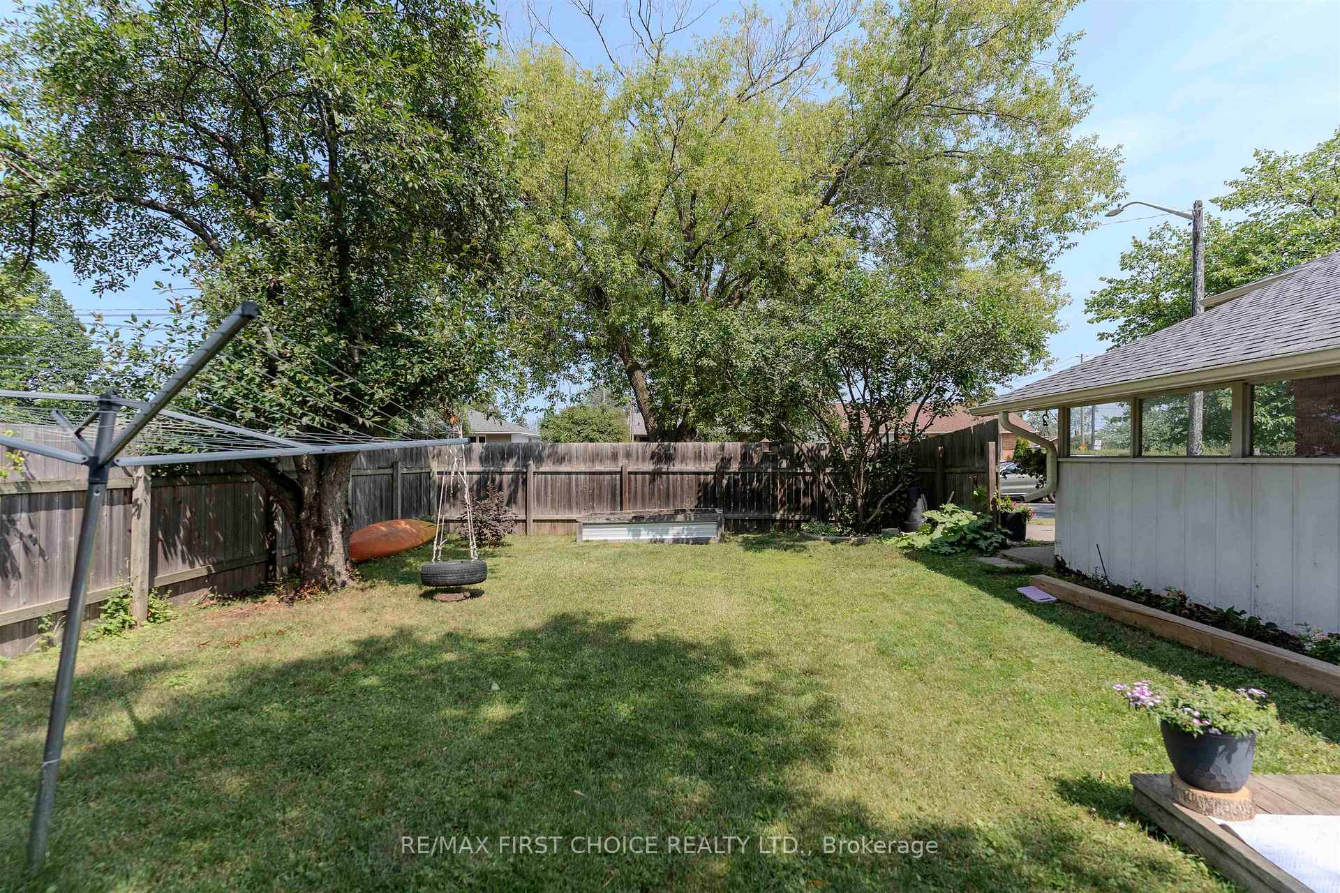 Photo 42 of 601 Edward Street S, Thunder Bay, Green Acres — HOMEH