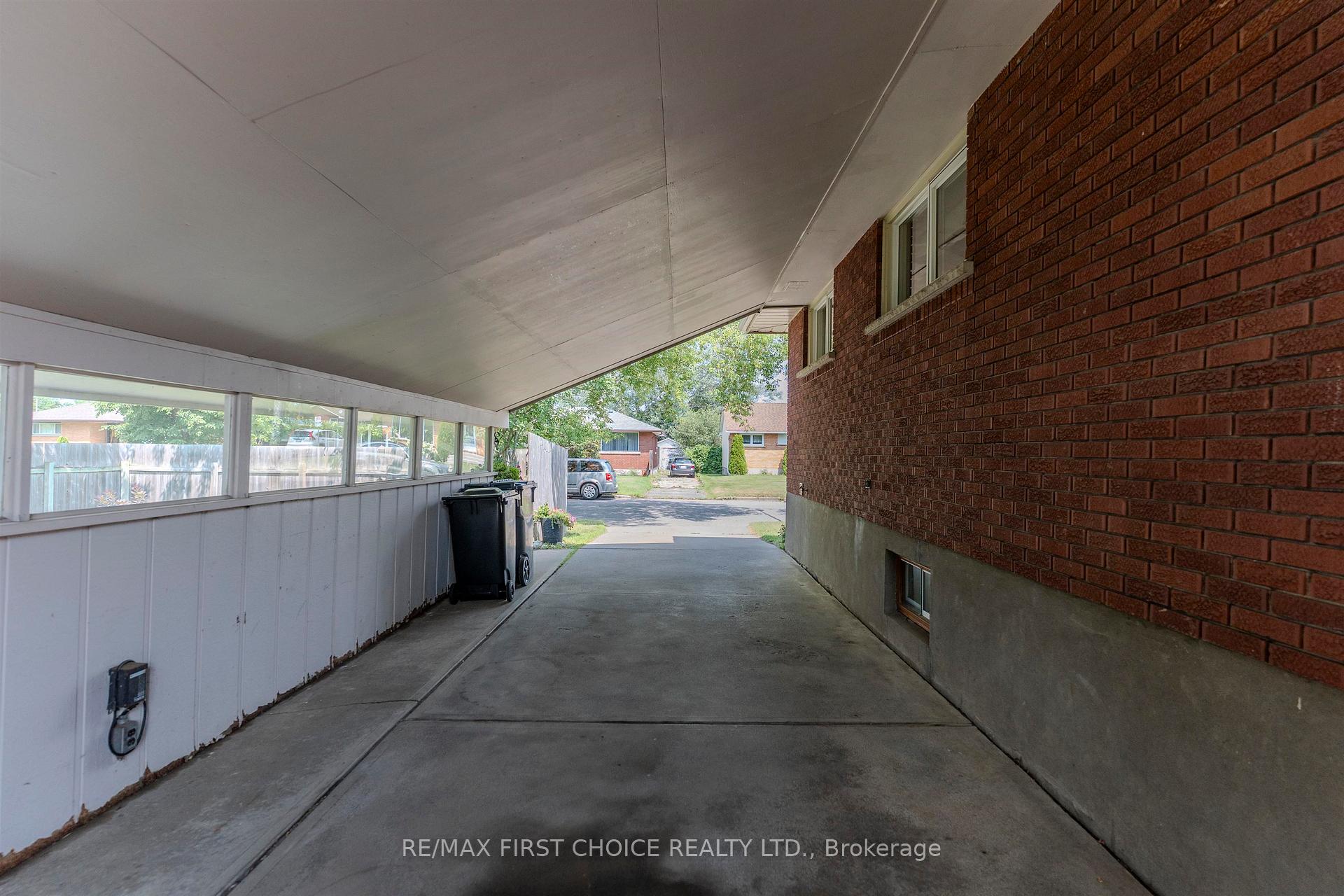 Photo 48 of 601 Edward Street S, Thunder Bay, Green Acres — HOMEH
