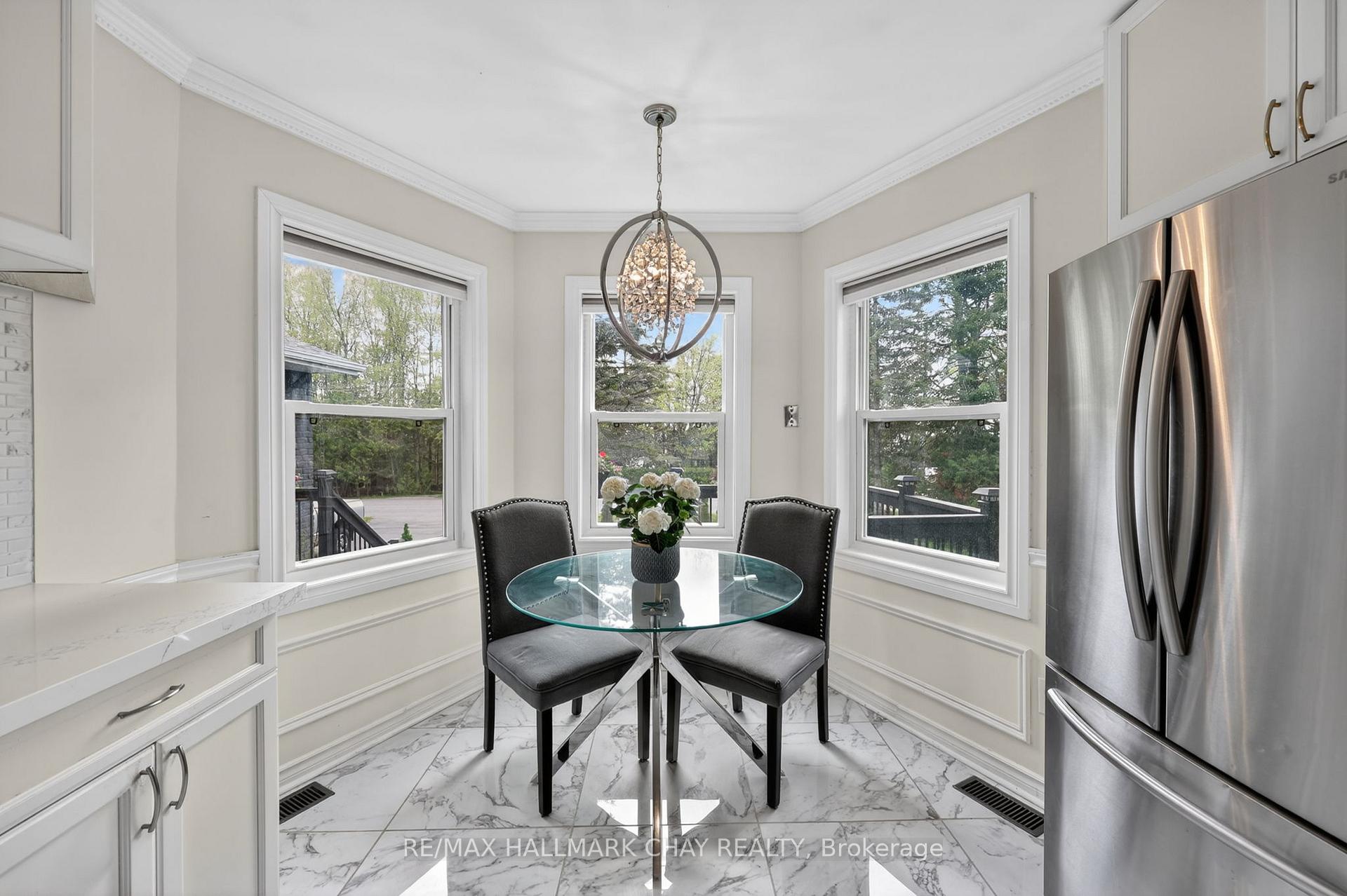 Photo 17 of 2330 Lakeshore Road E, Oro-Medonte, Hawkestone — HOMEH