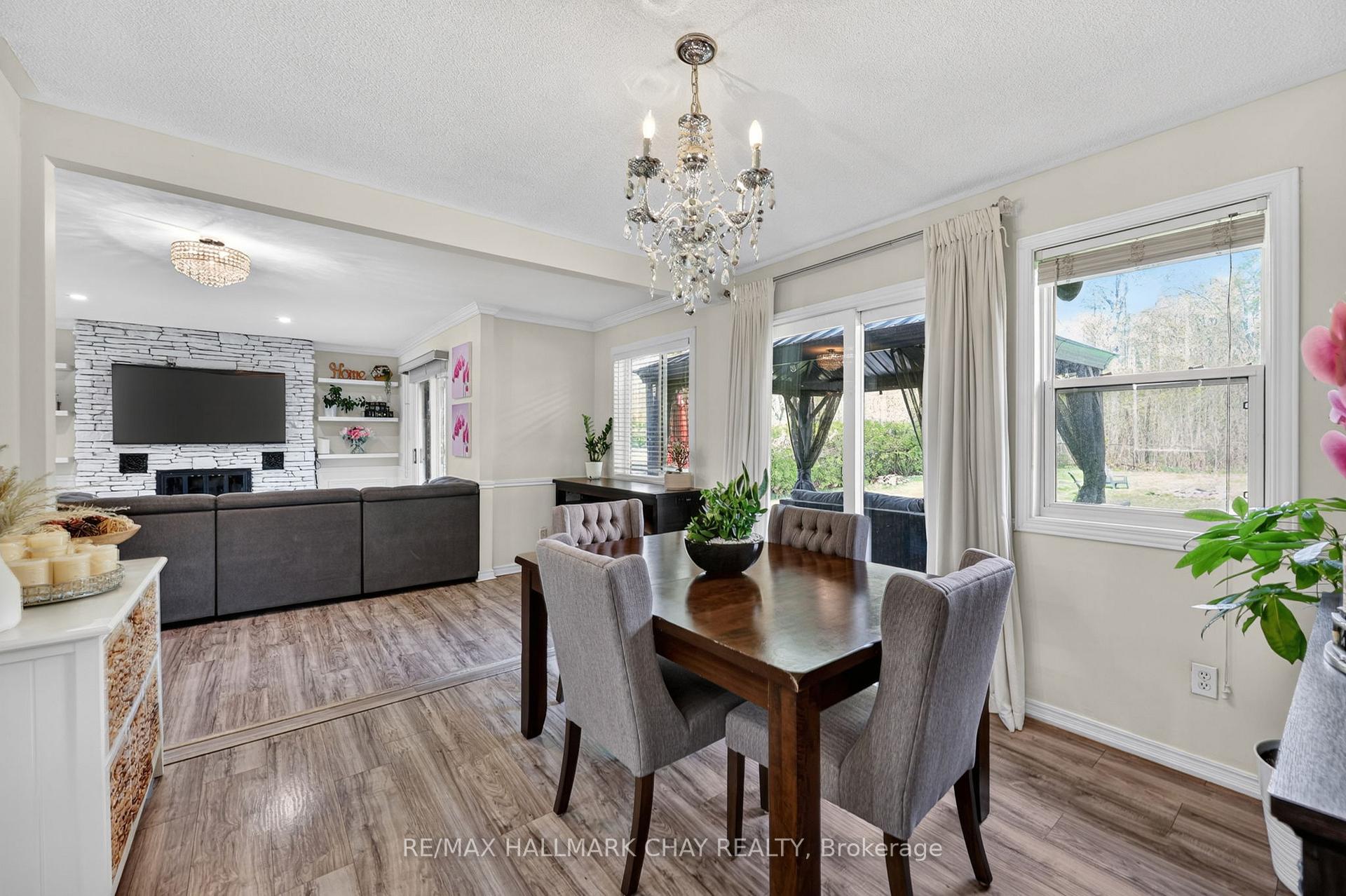 Photo 20 of 2330 Lakeshore Road E, Oro-Medonte, Hawkestone — HOMEH