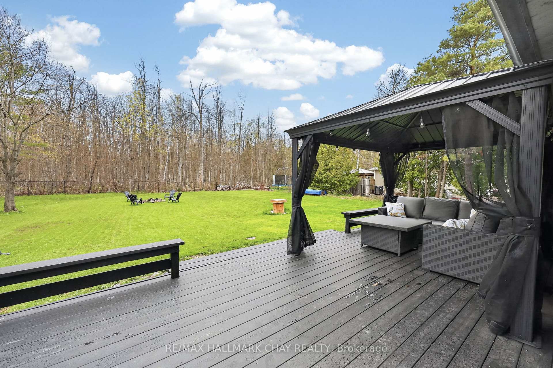 Photo 35 of 2330 Lakeshore Road E, Oro-Medonte, Hawkestone — HOMEH