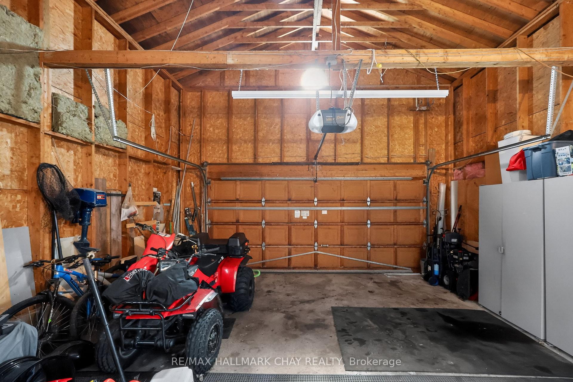 Photo 42 of 2330 Lakeshore Road E, Oro-Medonte, Hawkestone — HOMEH