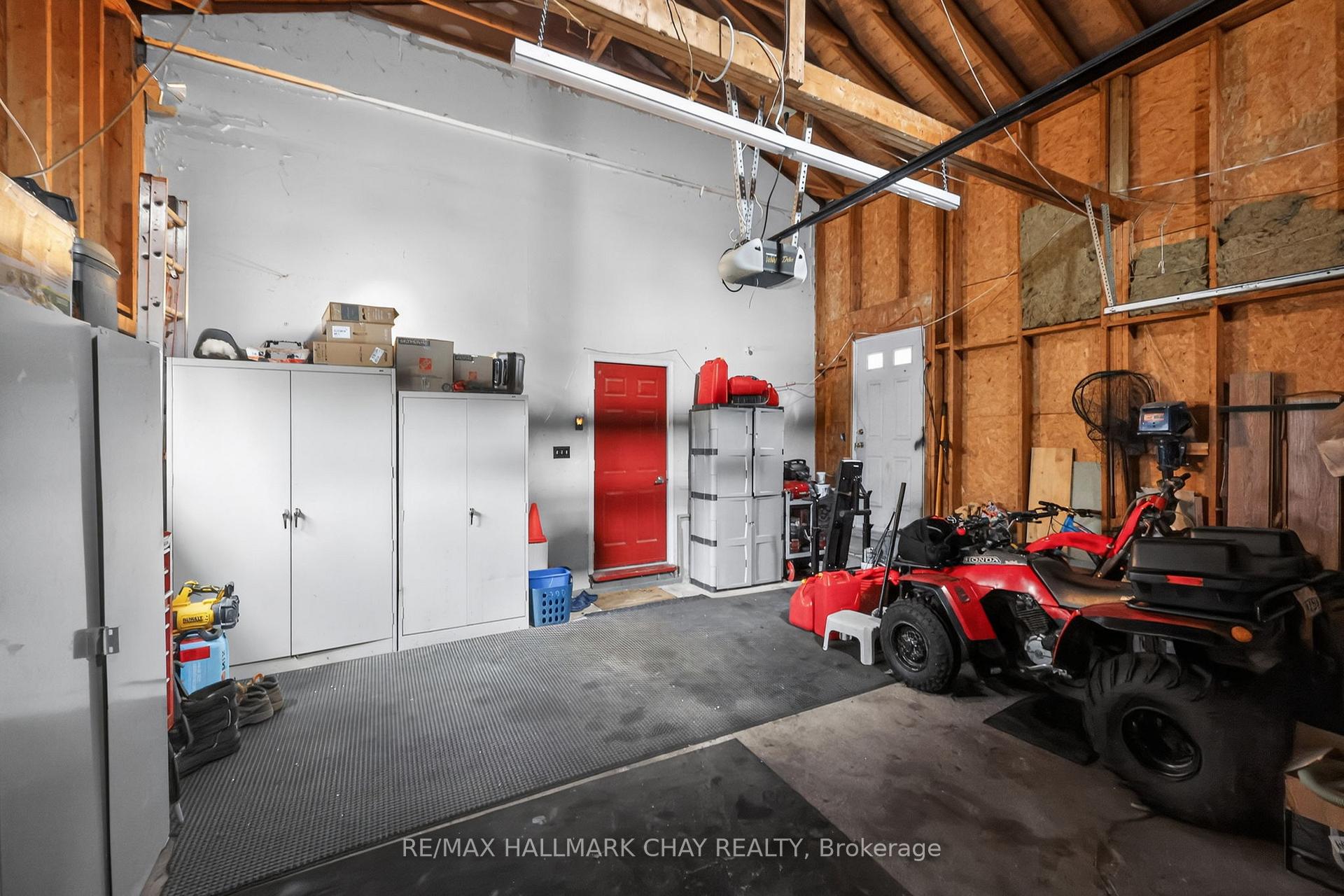 Photo 43 of 2330 Lakeshore Road E, Oro-Medonte, Hawkestone — HOMEH