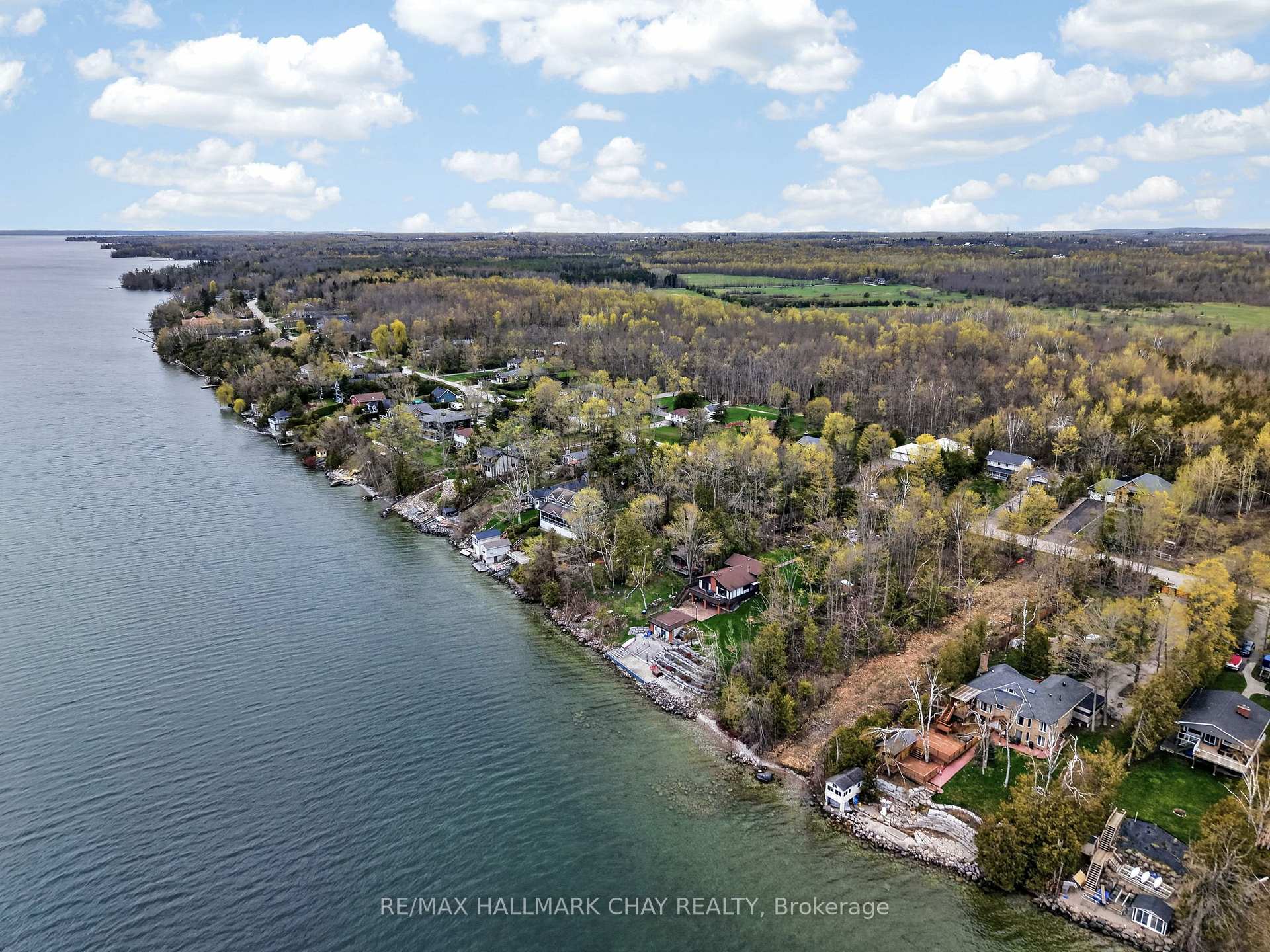 Photo 45 of 2330 Lakeshore Road E, Oro-Medonte, Hawkestone — HOMEH